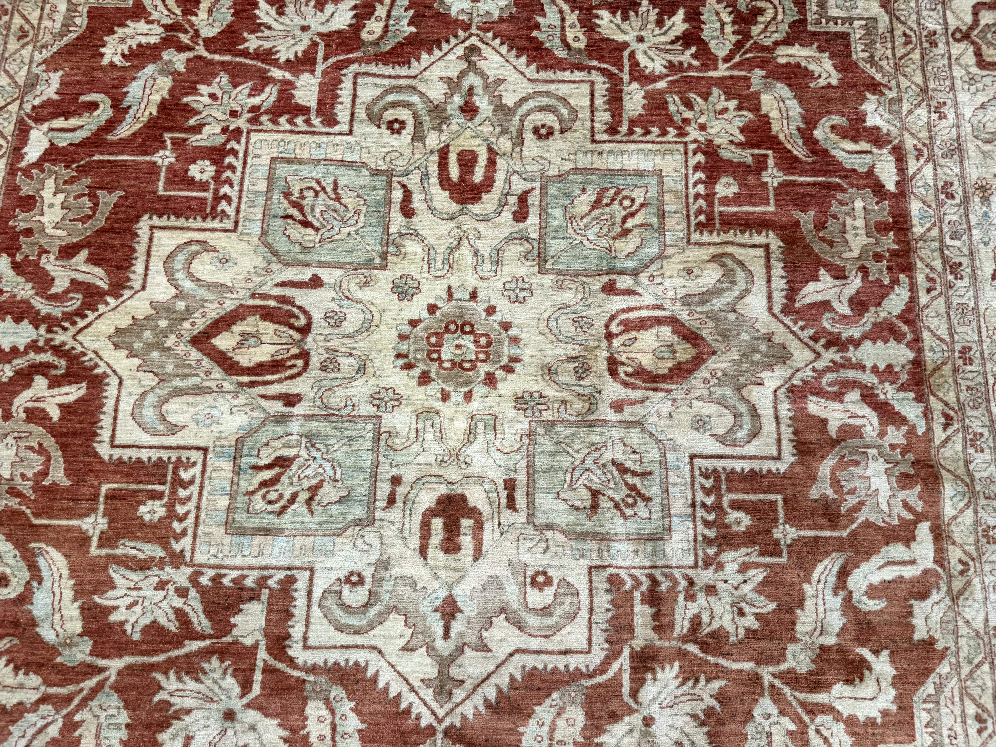 Turkish Heriz Serapi Rug 9x13, Geometric Medallion - Jewel Rugs