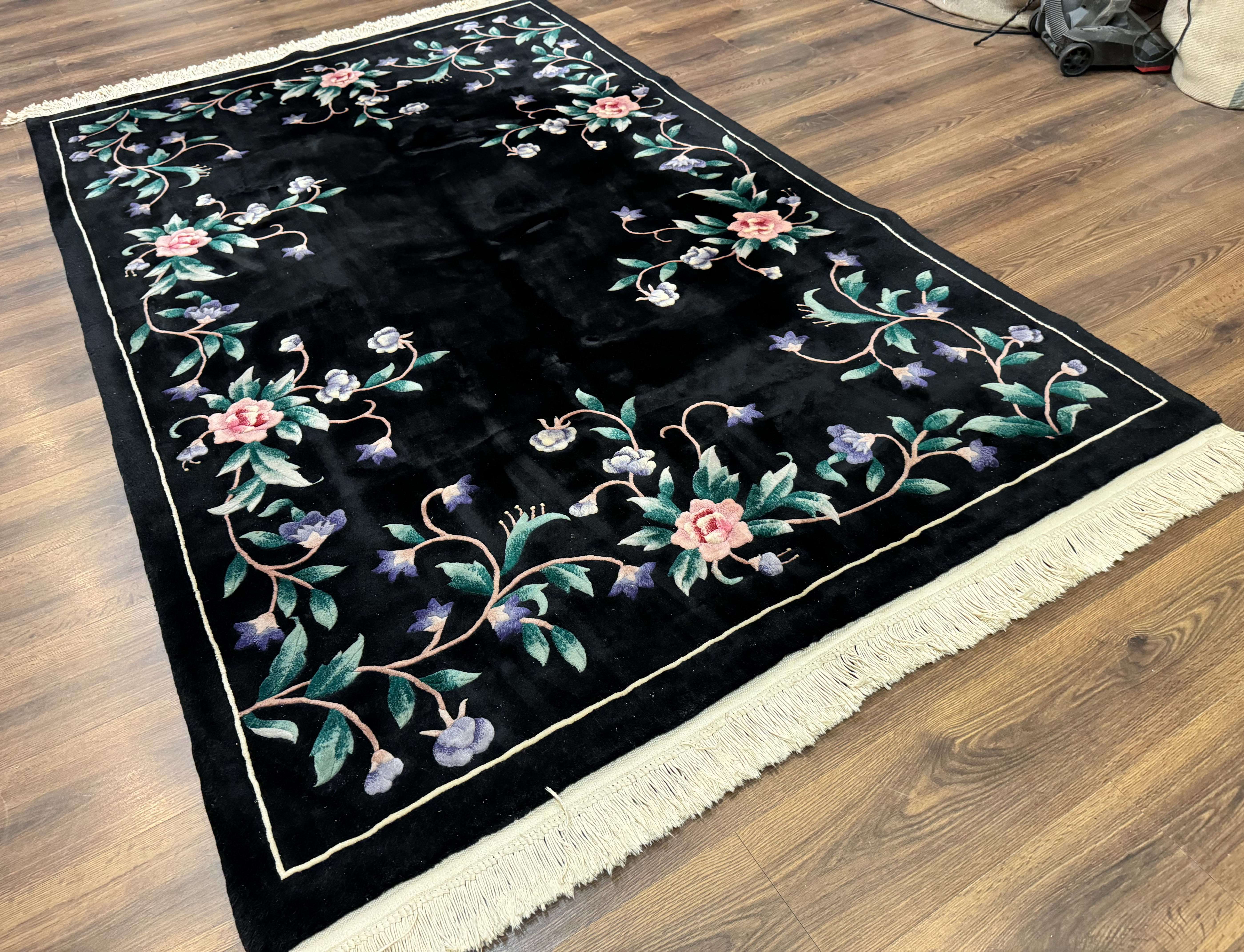 Chinese Wool Rug 6x9, Black, Floral, Minimal Design, 90 Line Carpet, Vintage Art Deco Rug - Jewel Rugs