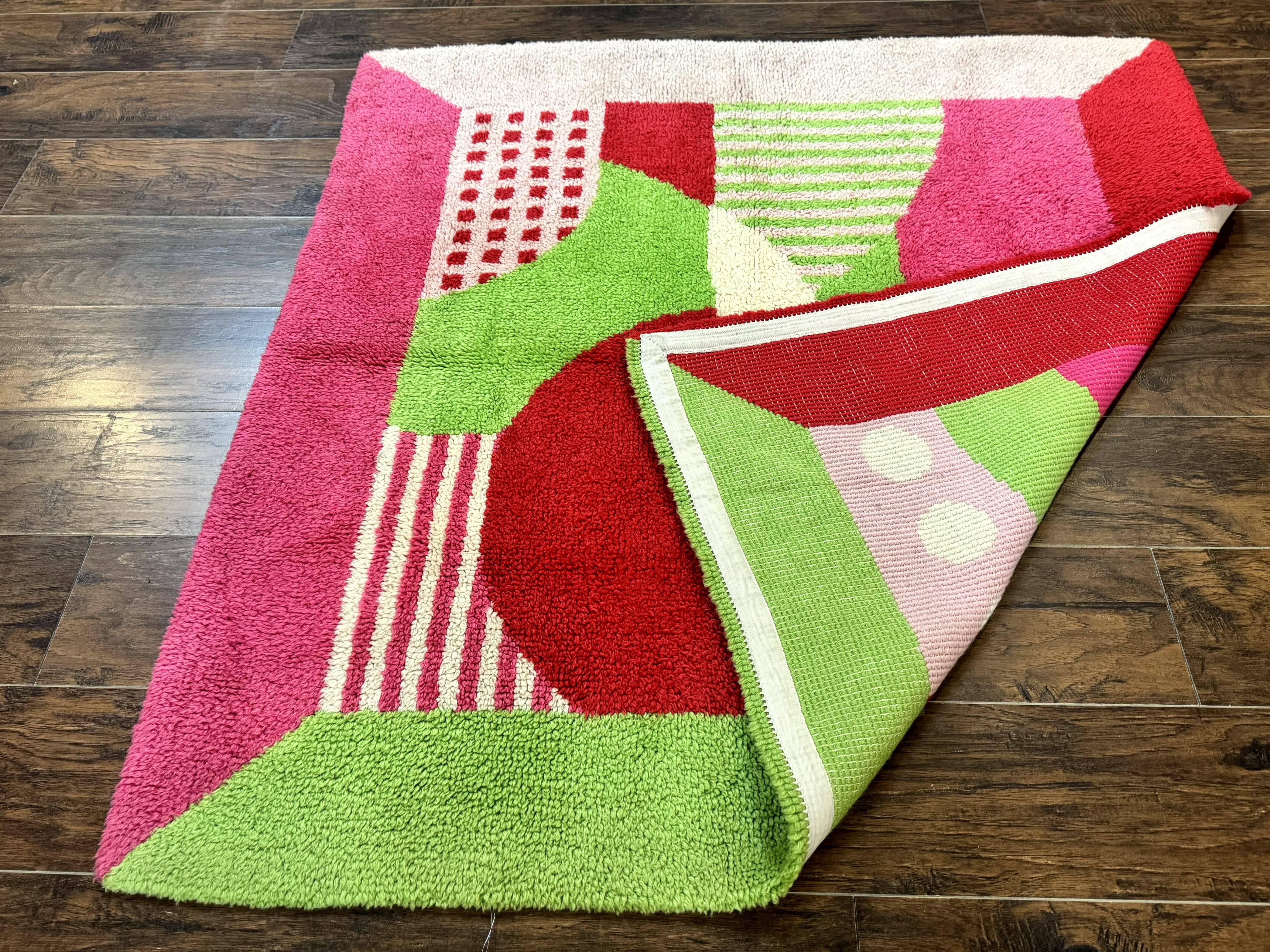 European Shag Rug 4.8 x 4.8, Modern Abstract Design, Green Pink Red, Square Shag Rug, Unique - Jewel Rugs