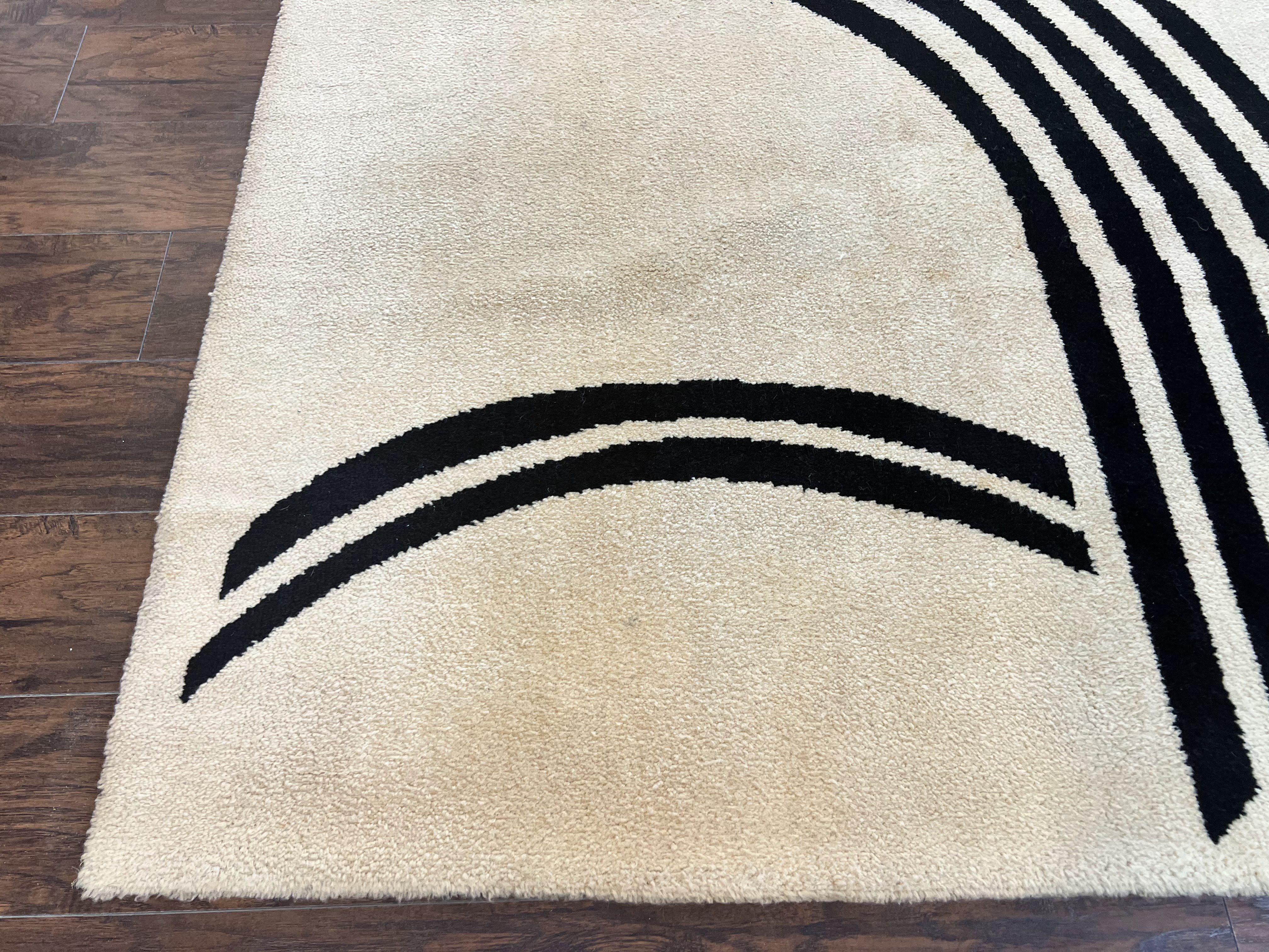 Modern Rug 6x9, Cream and Black, Abstract Pattern - Jewel Rugs