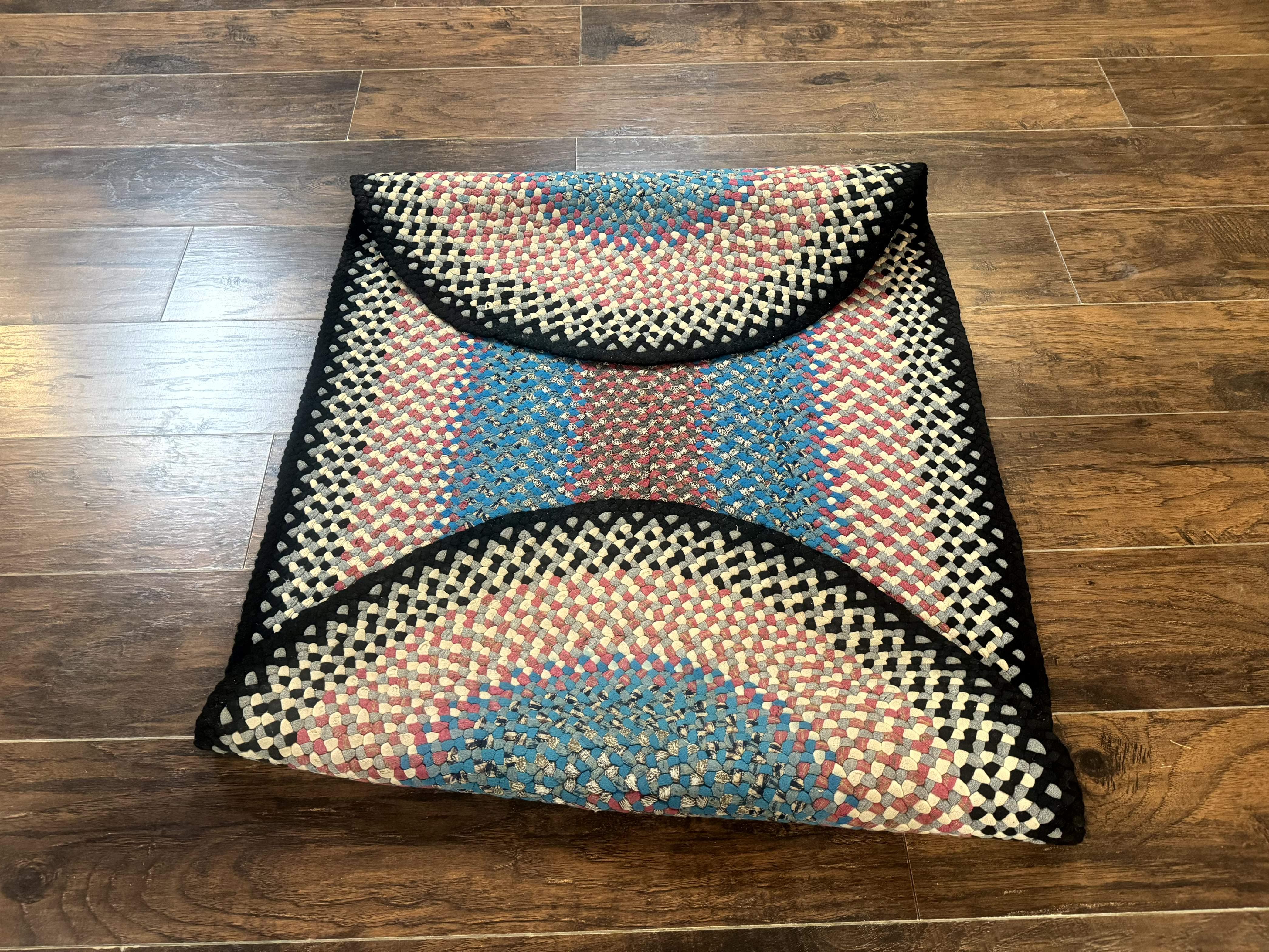 American Braided Rug 3 x 5.6, Oval Braided Rug, Multicolor, Blue - Jewel Rugs