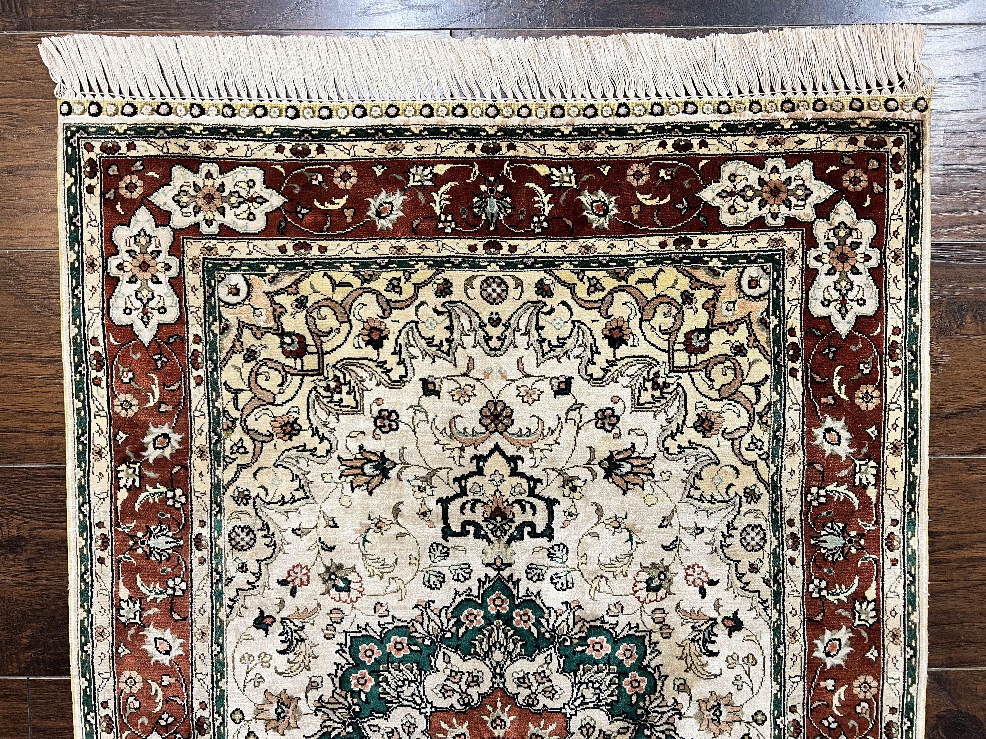 Silk Turkish Kayseri Rug 2.7 x 4, Floral Medallion, Fine Oriental Carpet, Small Vintage Rug, Silk Pile on Silk Foundation, Hand Knotted - Jewel Rugs