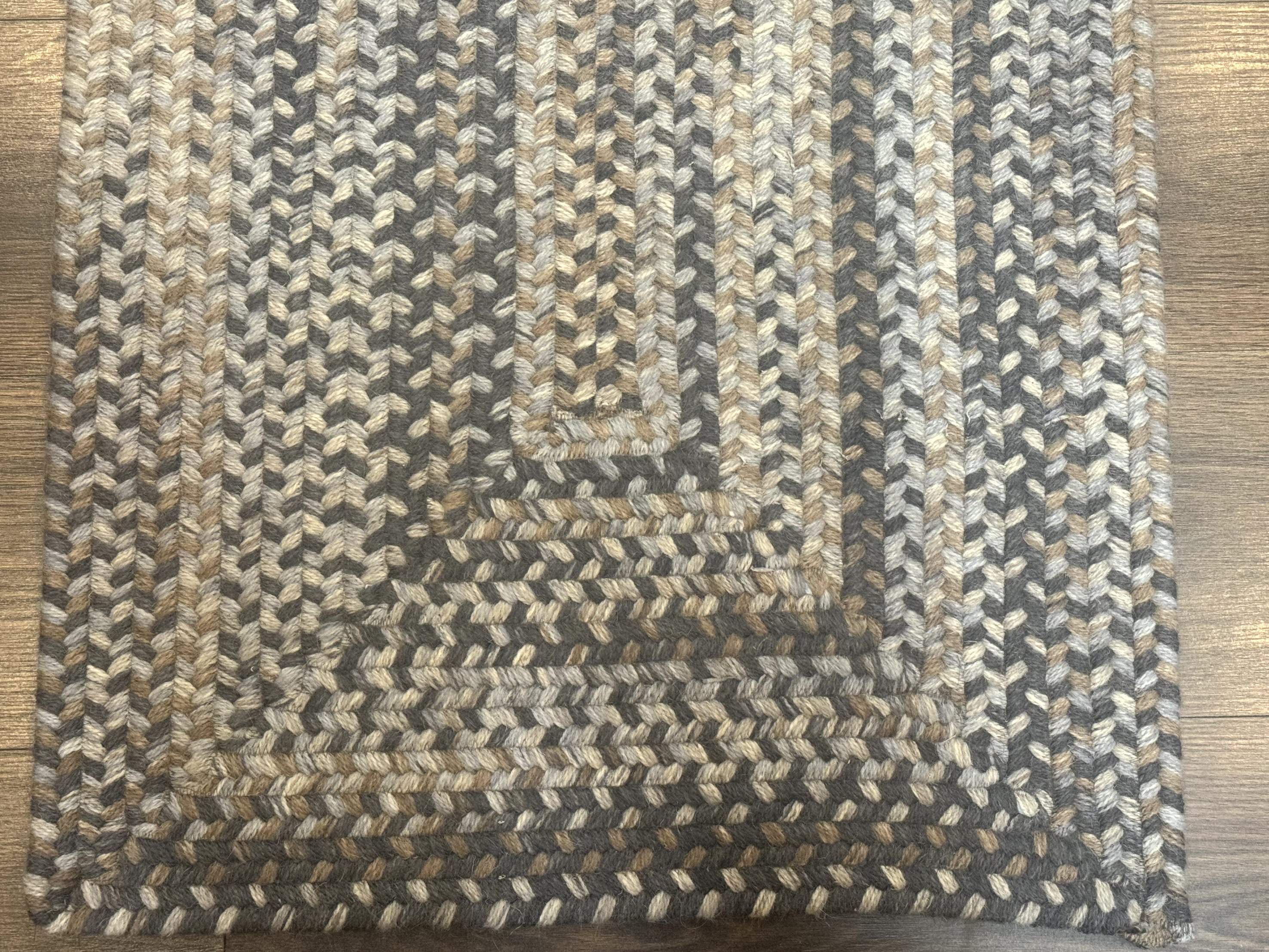 Small American Braided Rug 2x3 ft, Multicolor, Wool - Jewel Rugs