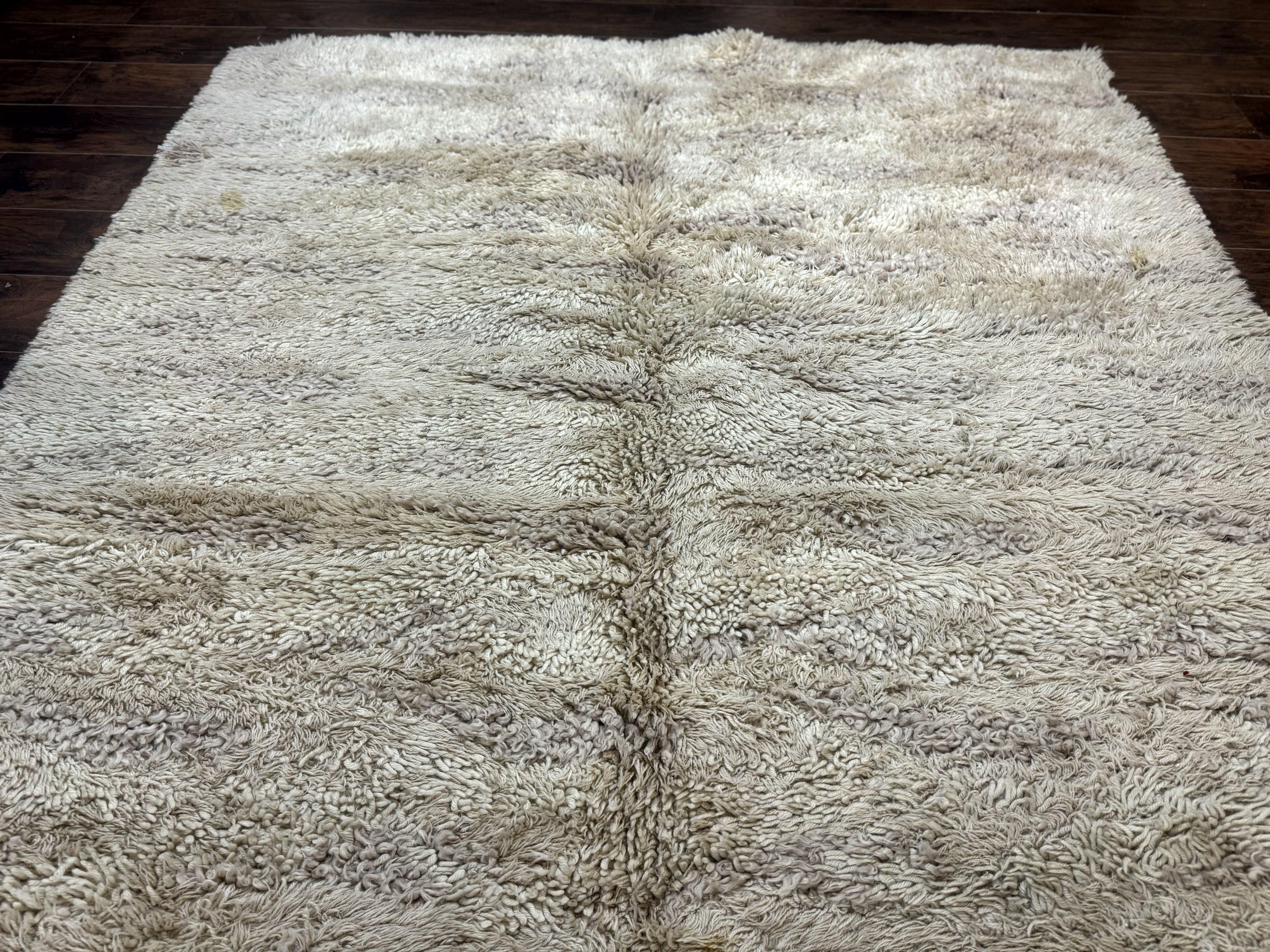 European Rya Shag Rug 6.6 x 9.7, Beige, Fluffy Vintage Area Rug - Jewel Rugs