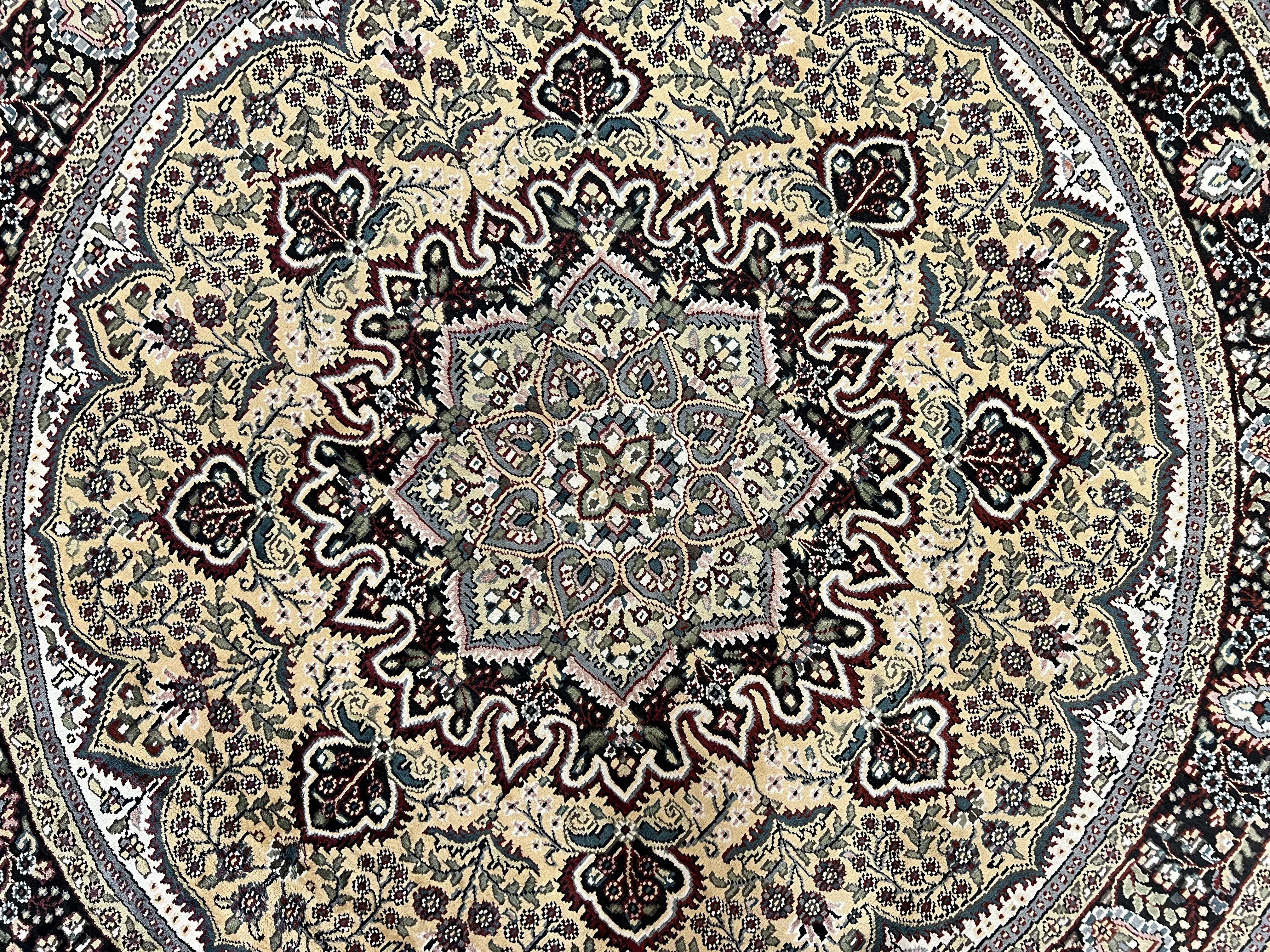 Round Silk Indian Kashmiri Rug 6x6, Hand Knotted Handmade Vintage Oriental Carpet, 6ft Round Rug with Medallion, Cream - Jewel Rugs