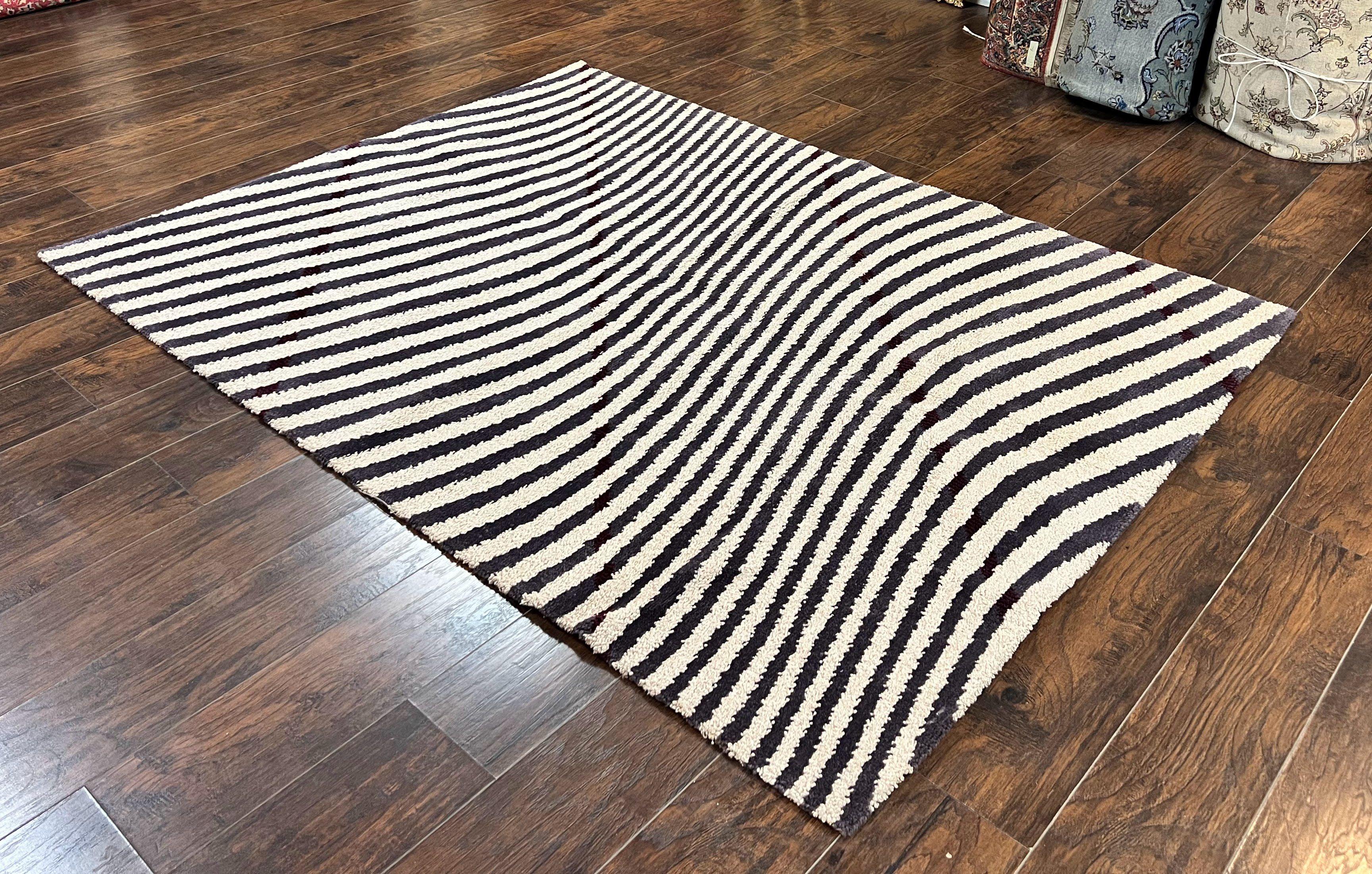 Vintage Zebra Stripes Shag Rug 5.7 x 7.4, Black and White, Retro, Wool - Jewel Rugs