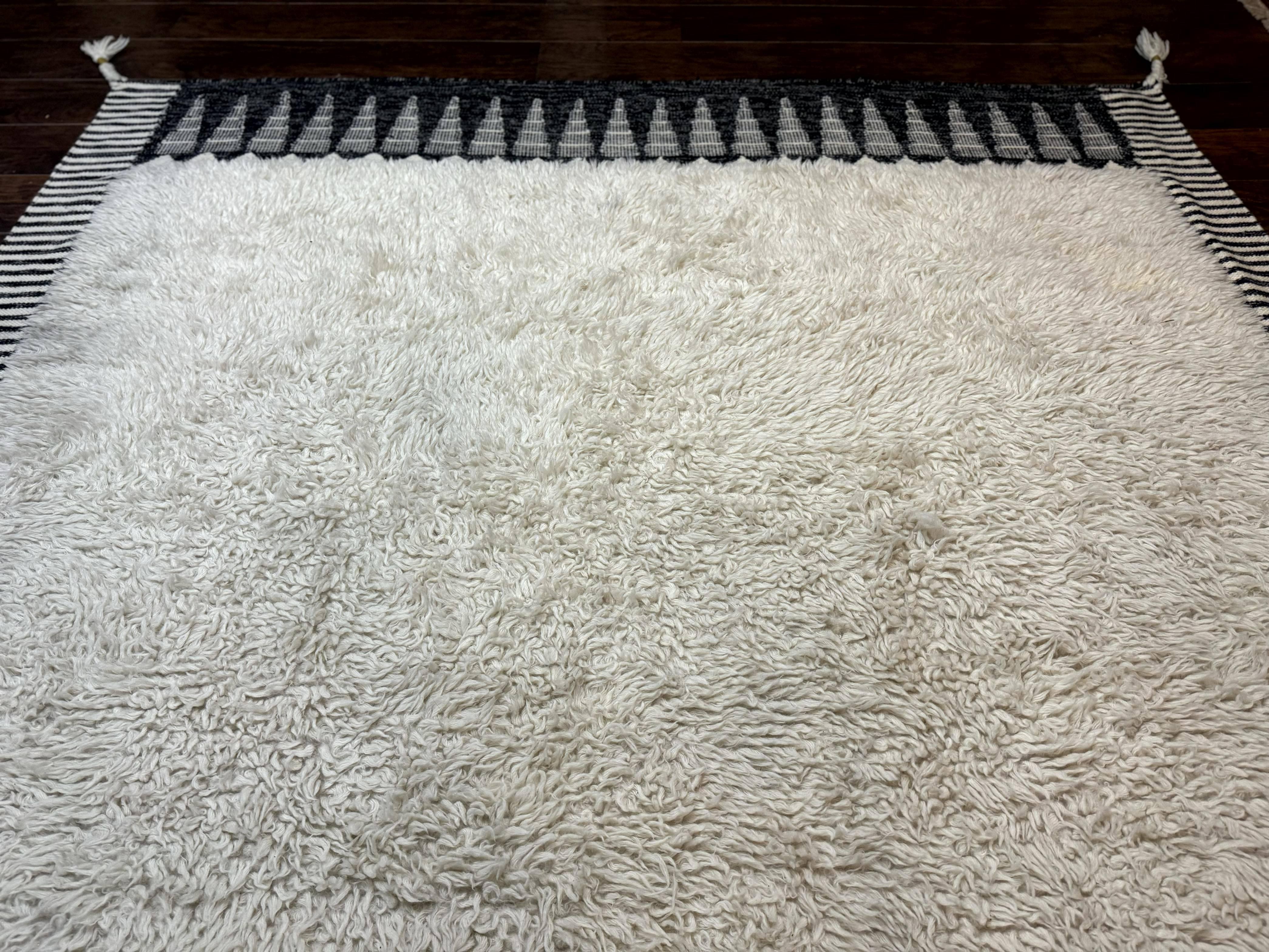 Ikat Border Shag Rug 8x10, Handmade Indian Shag Rug, Modern Contemporary - Jewel Rugs