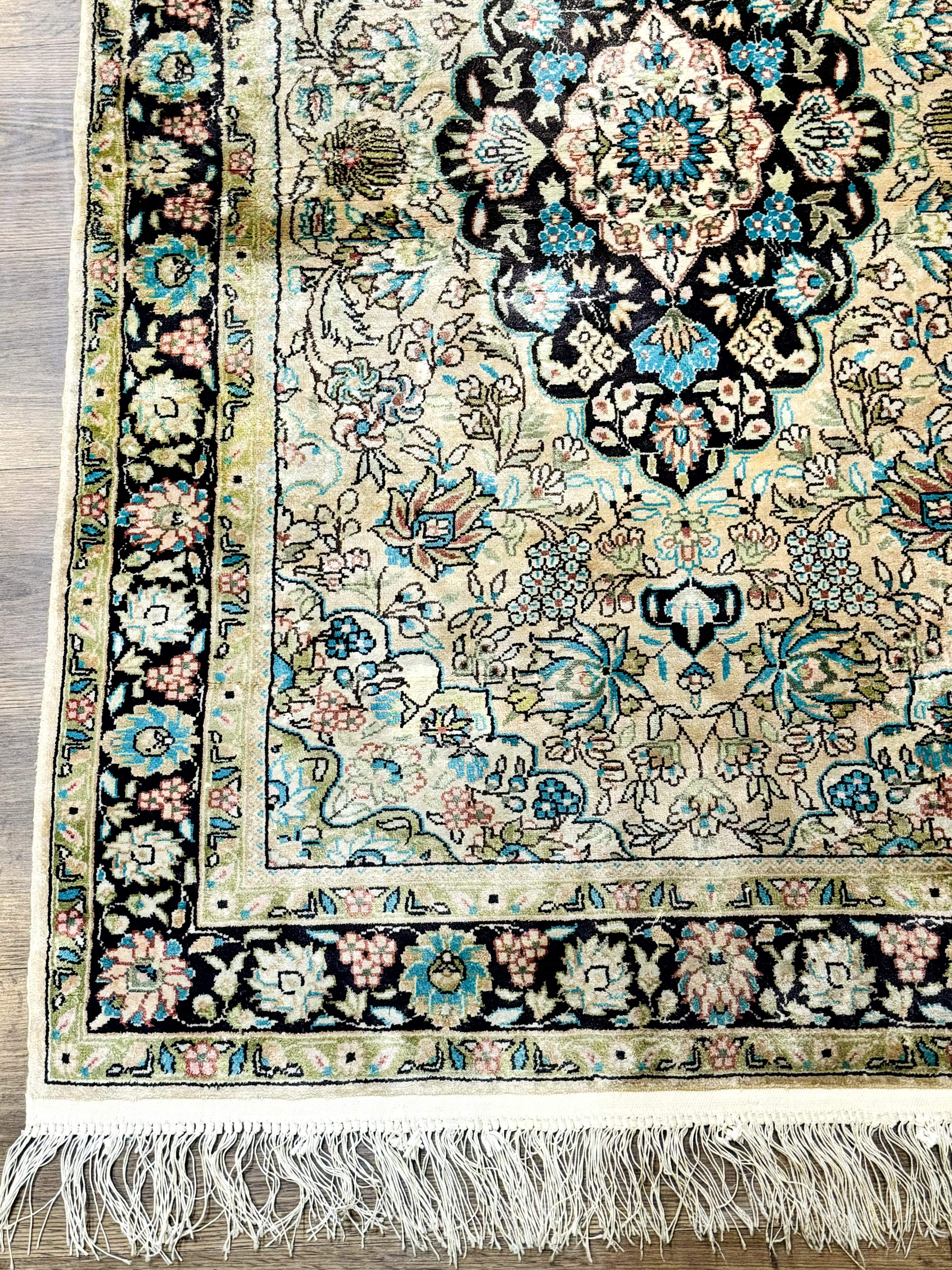 Indian Kashmiri Silk Rug 3x5, Floral Medallion, Fine 200 KPSI - Jewel Rugs