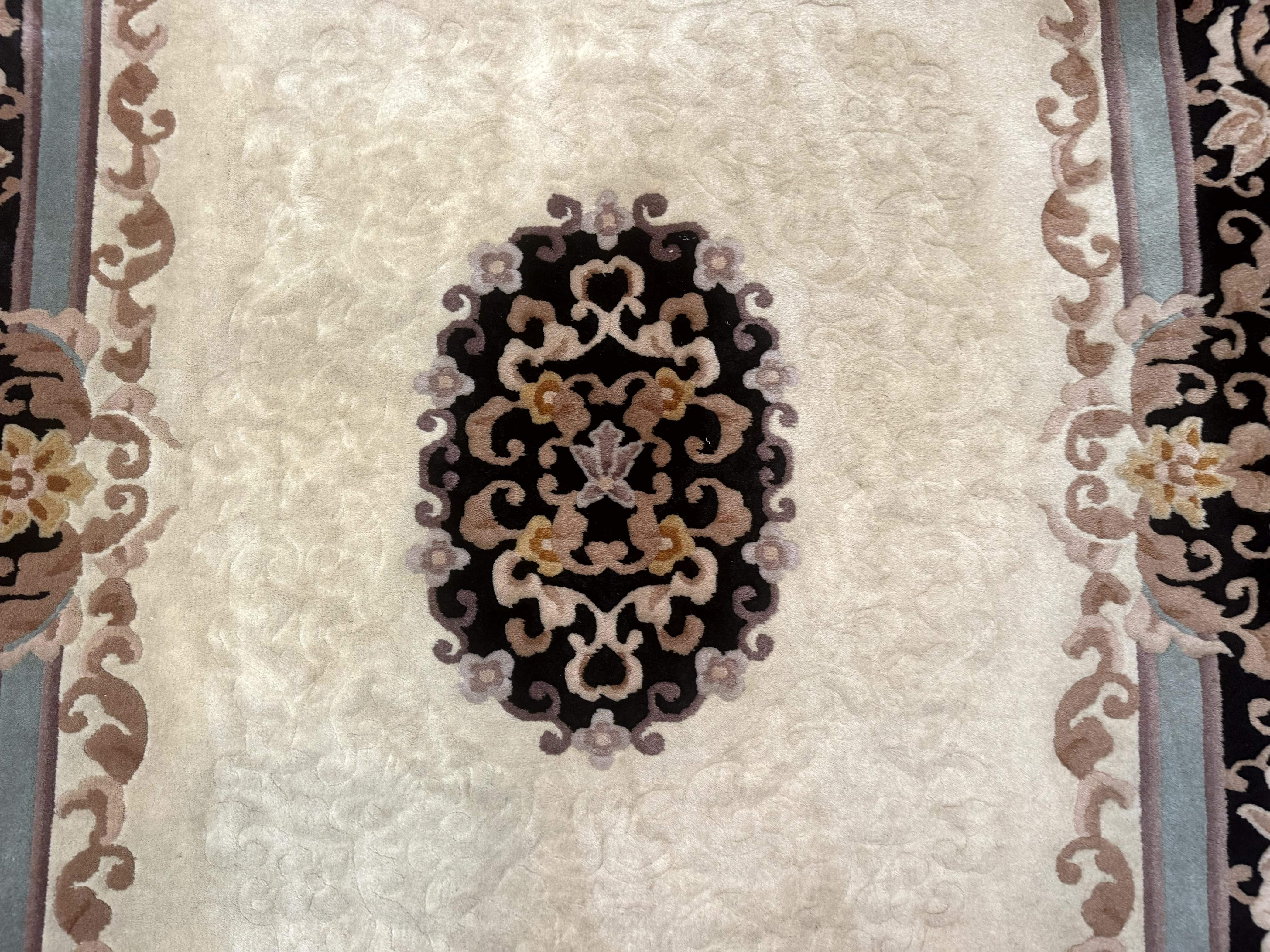 Chinese Aubusson Wool Rug 4x6, 90 Line Rug, Wool, Oat & Black - Jewel Rugs