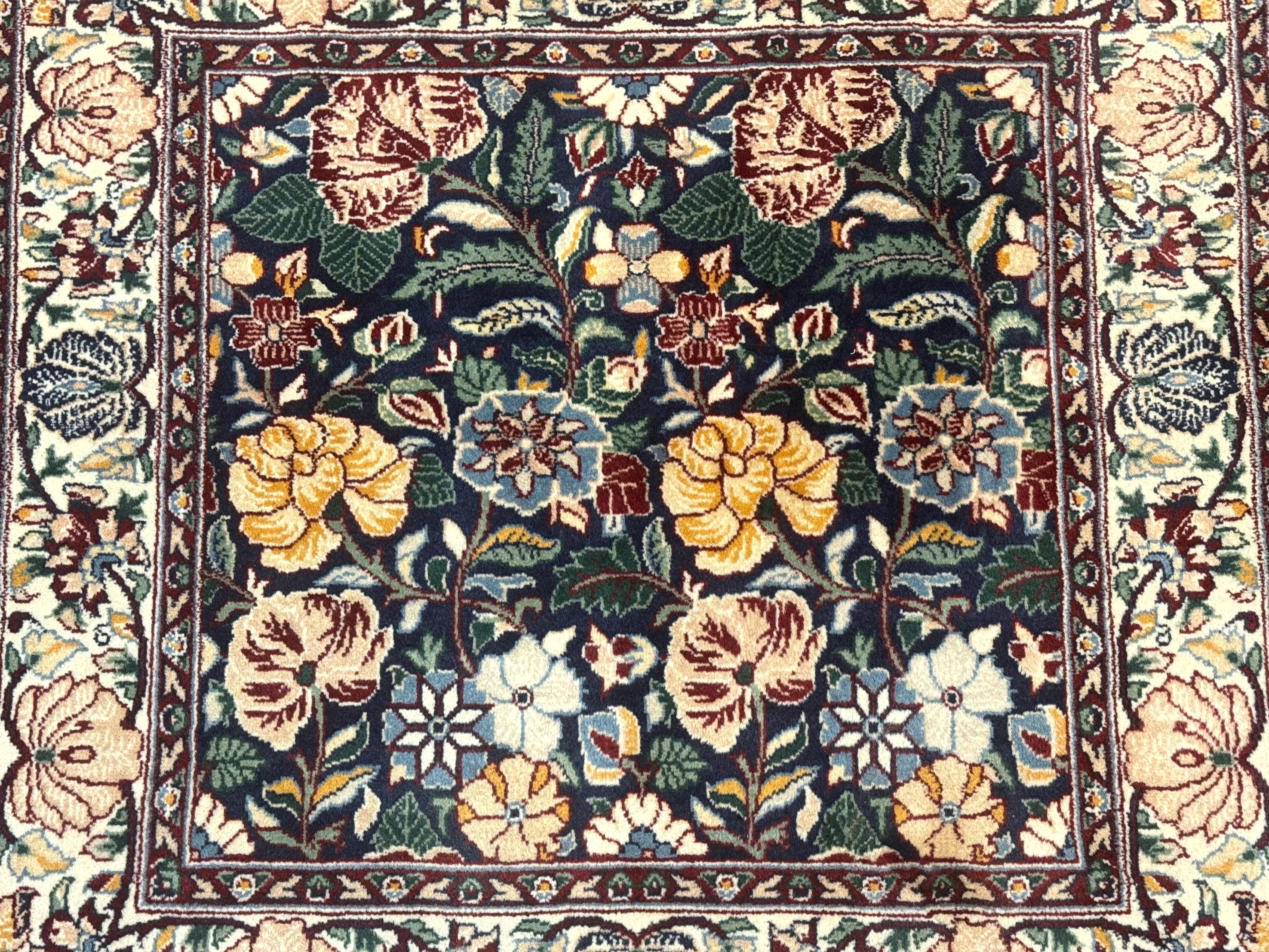 Square Pak Persian Small Rug 2.7 x 2.7, William Morris Design, Dark Green, Floral, Handmade - Jewel Rugs