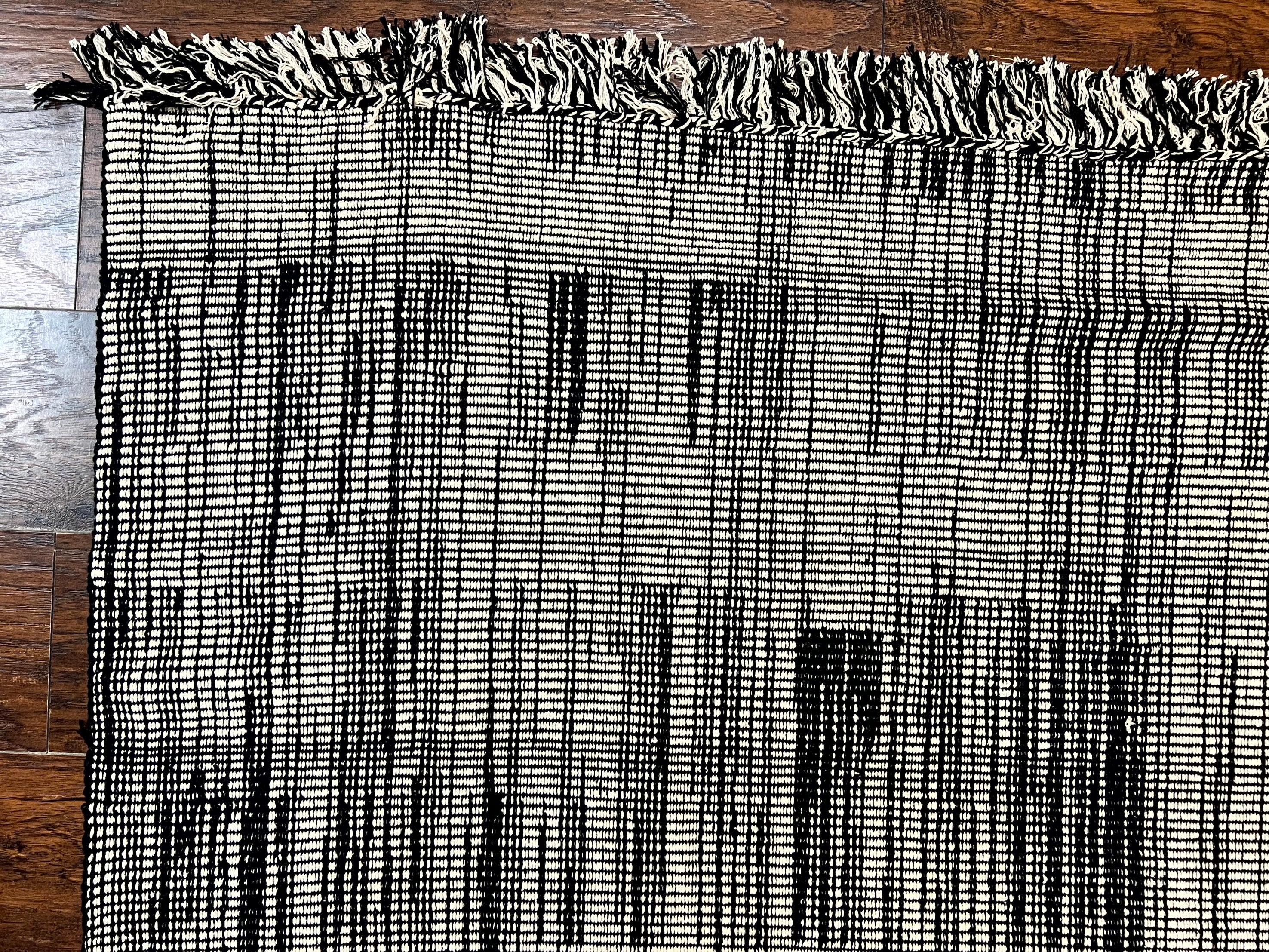 Black and White Cotton Woven Rug 5x7 - Jewel Rugs