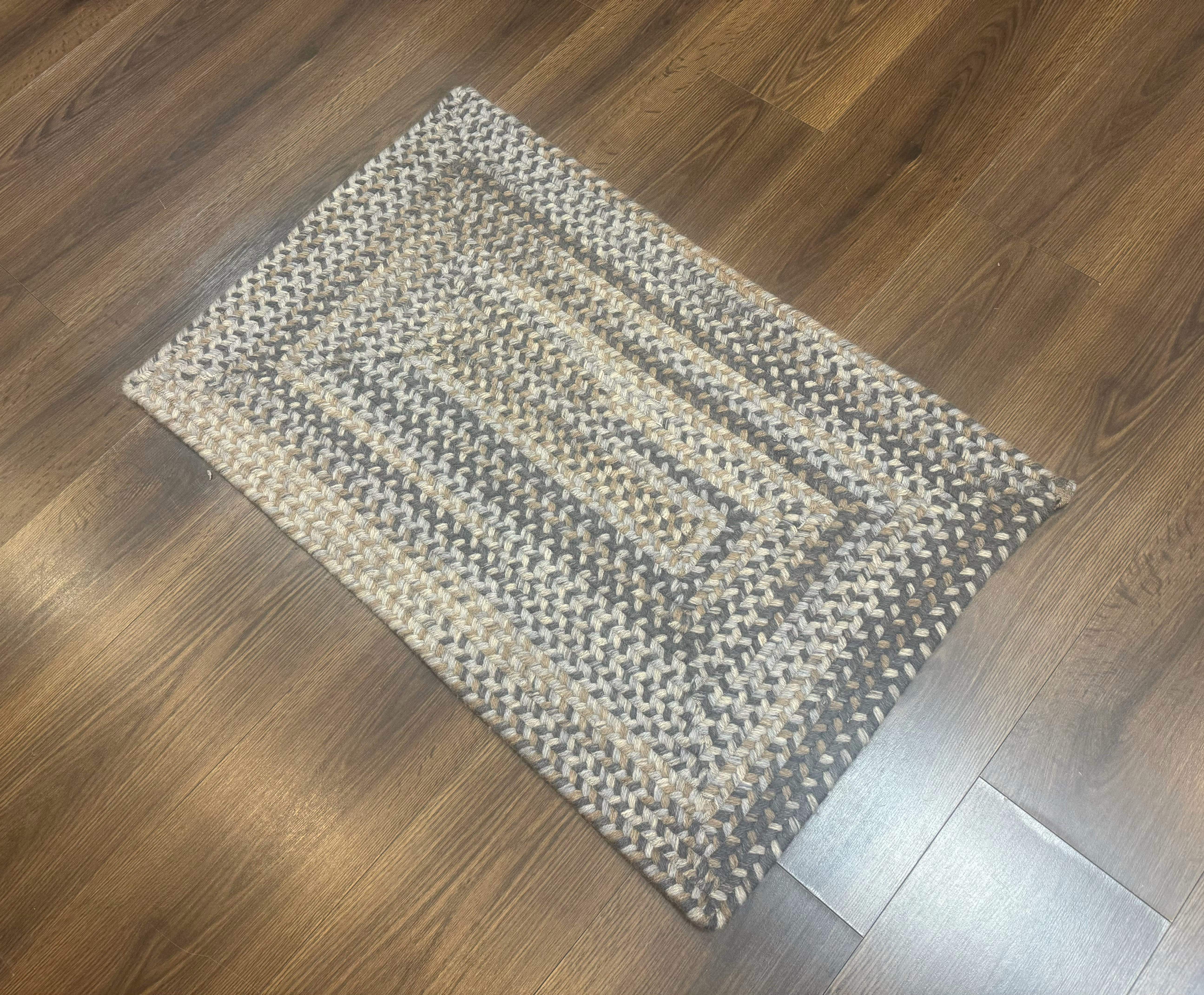 Small American Braided Rug 2x3 ft, Multicolor, Wool - Jewel Rugs