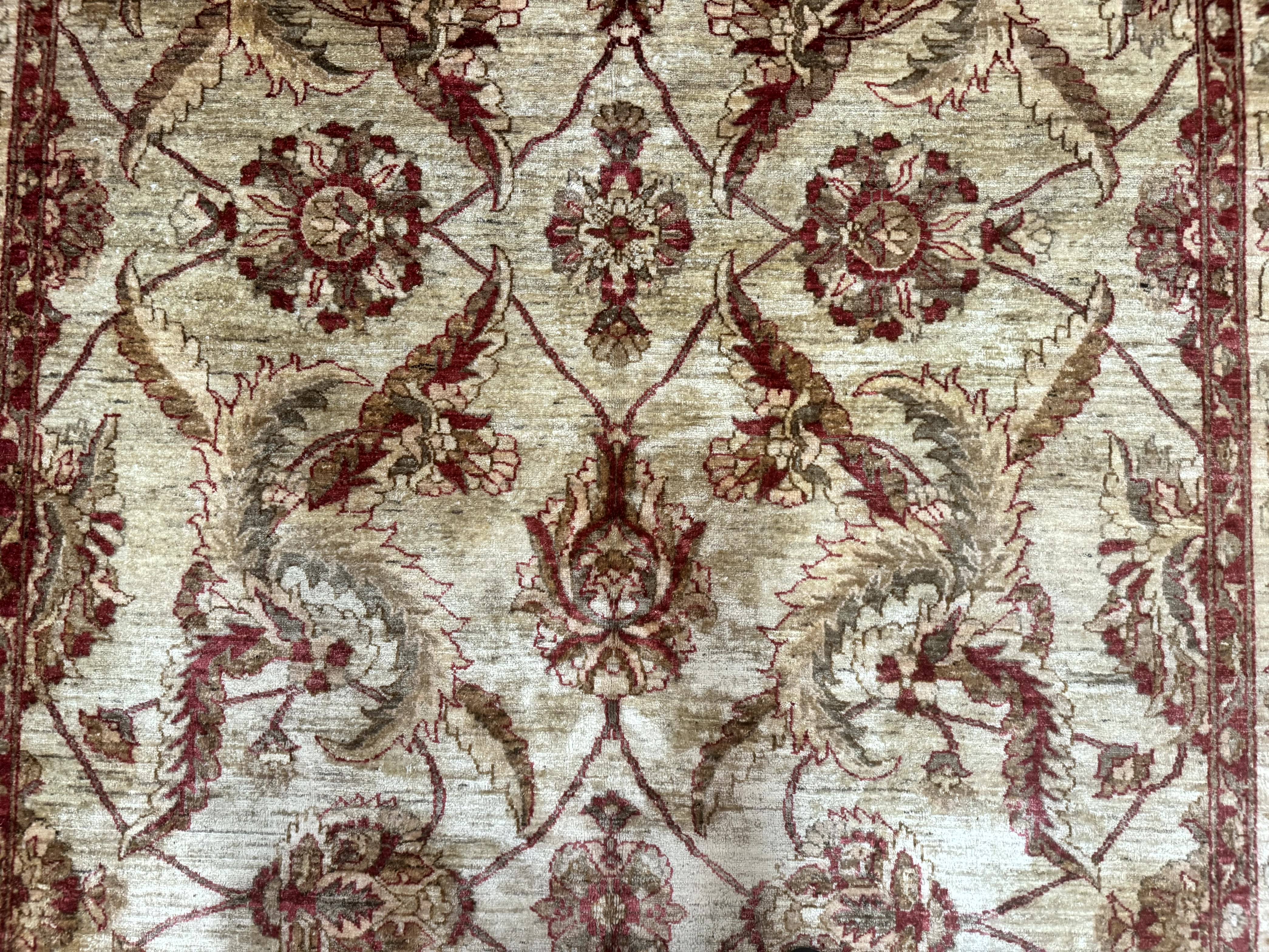 Indian Mahal Rug 7x9, Traditional Wool Carpet - Jewel Rugs