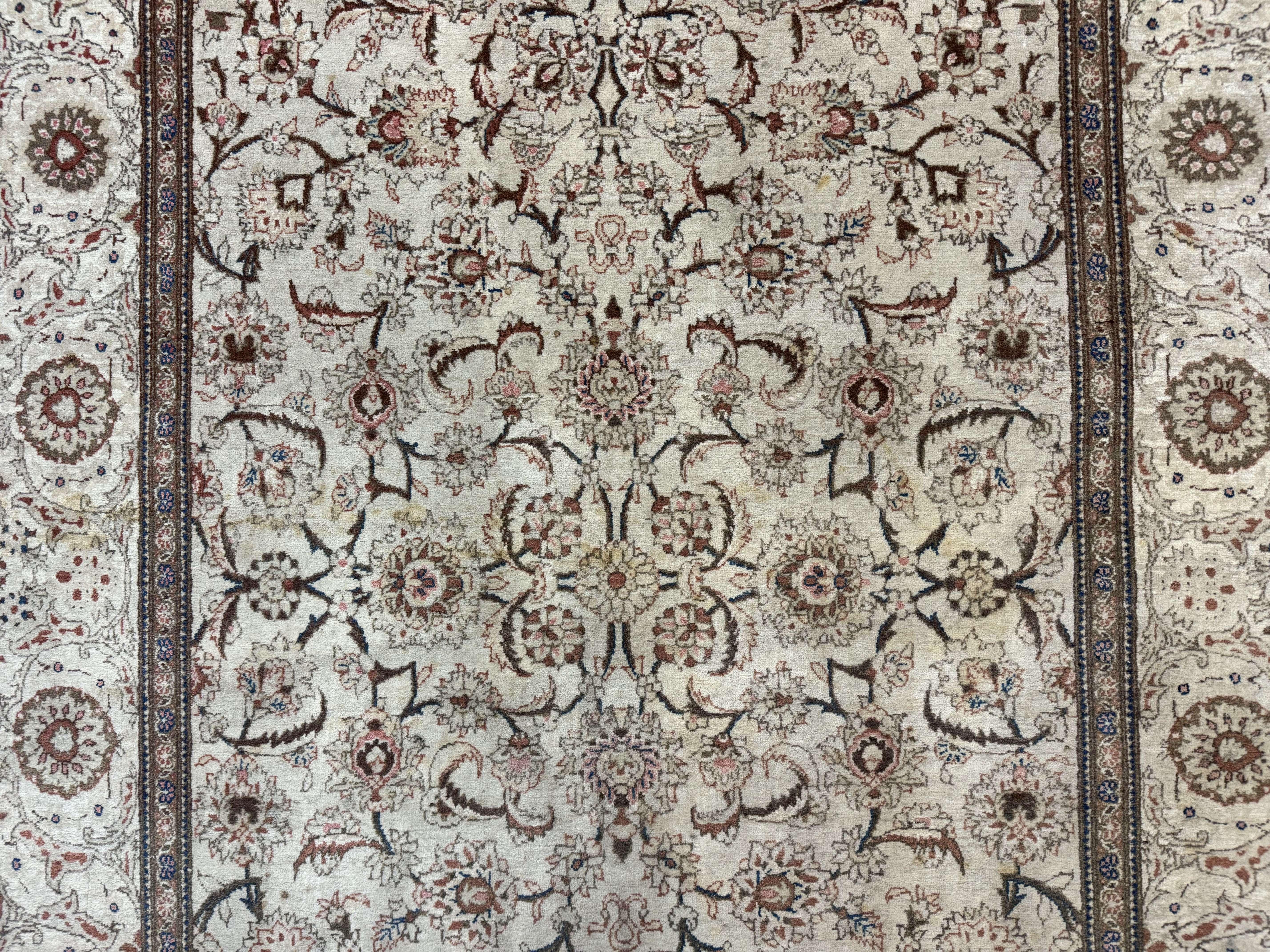 Persian Kashan Rug 5x7, Beige, Fine 250 KPSI - Jewel Rugs
