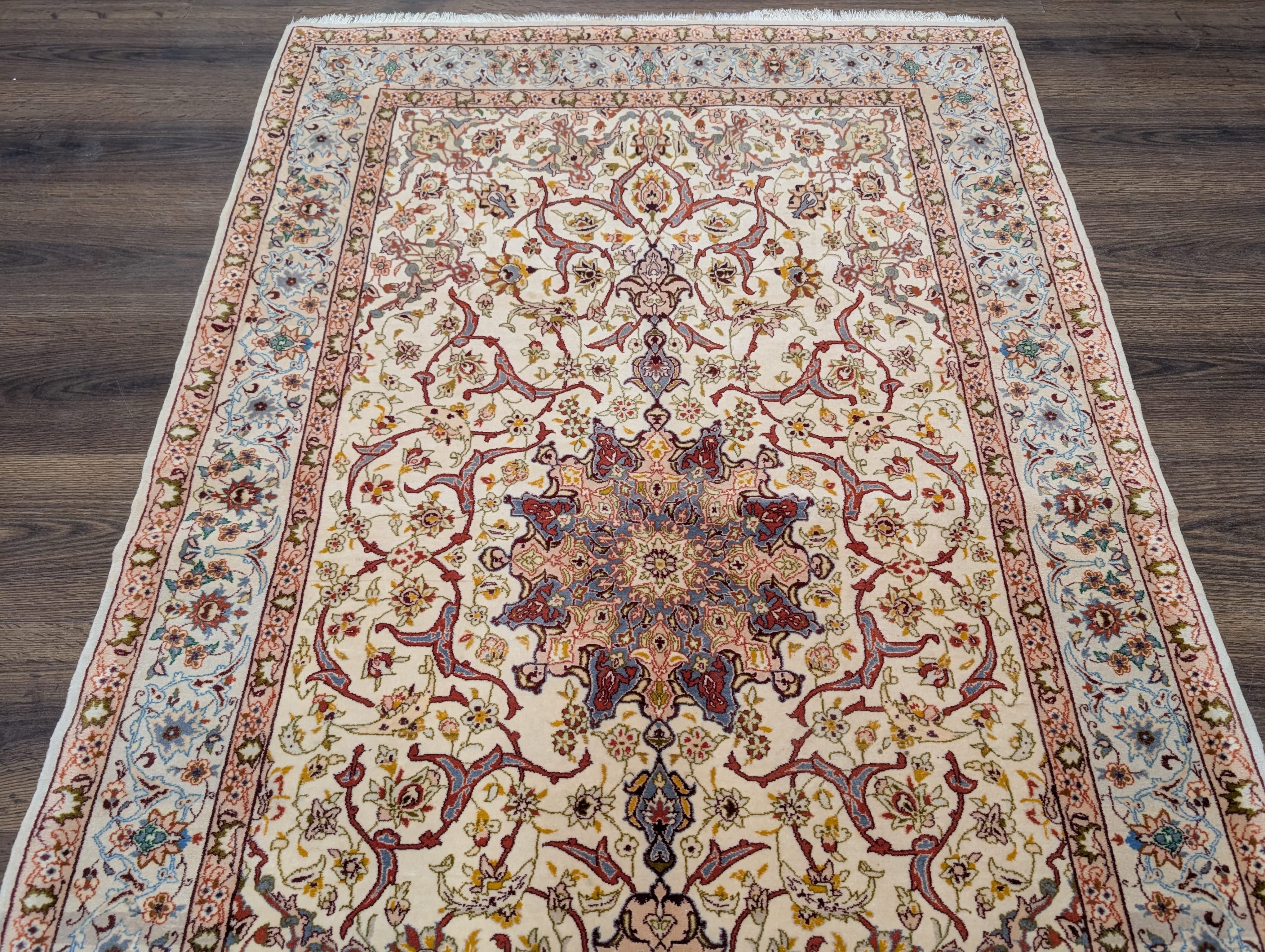 Persian Rug 4x6, Isfahan Rug, Very Fine 600 KPSI, Ivory, Hand Knotted, Silk Foundation - Jewel Rugs