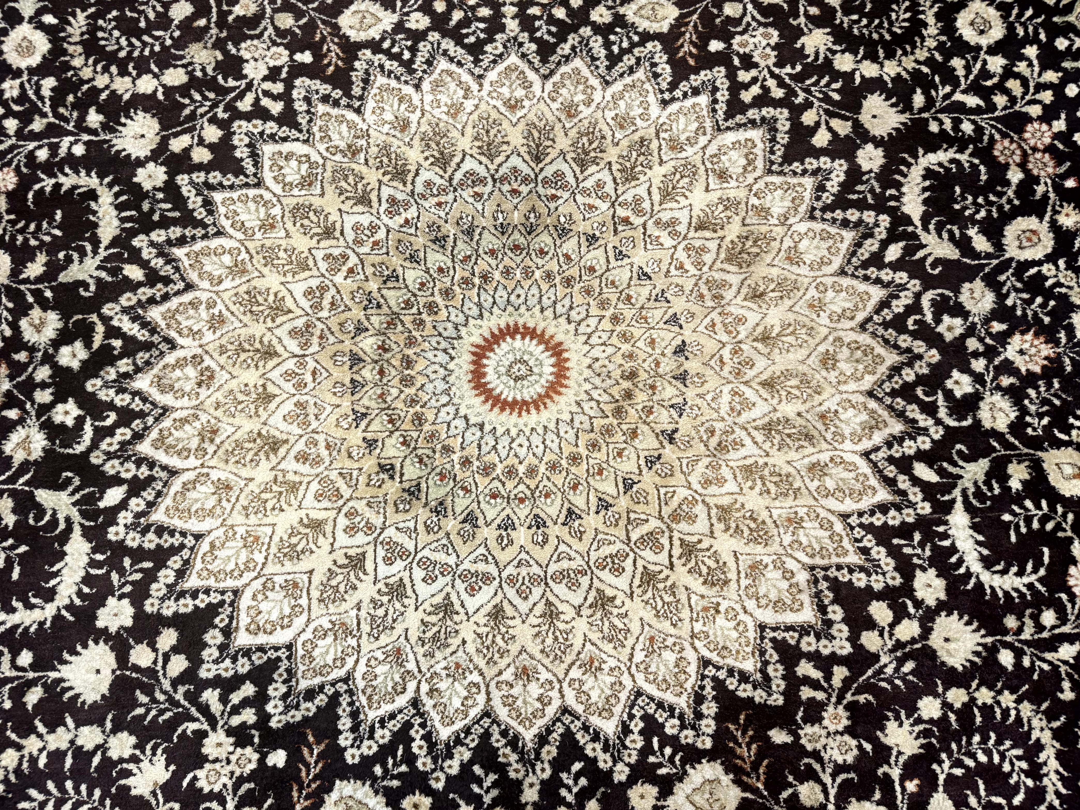 Indian Kashmiri Silk Rug 10x14, Floral Medallion - Jewel Rugs