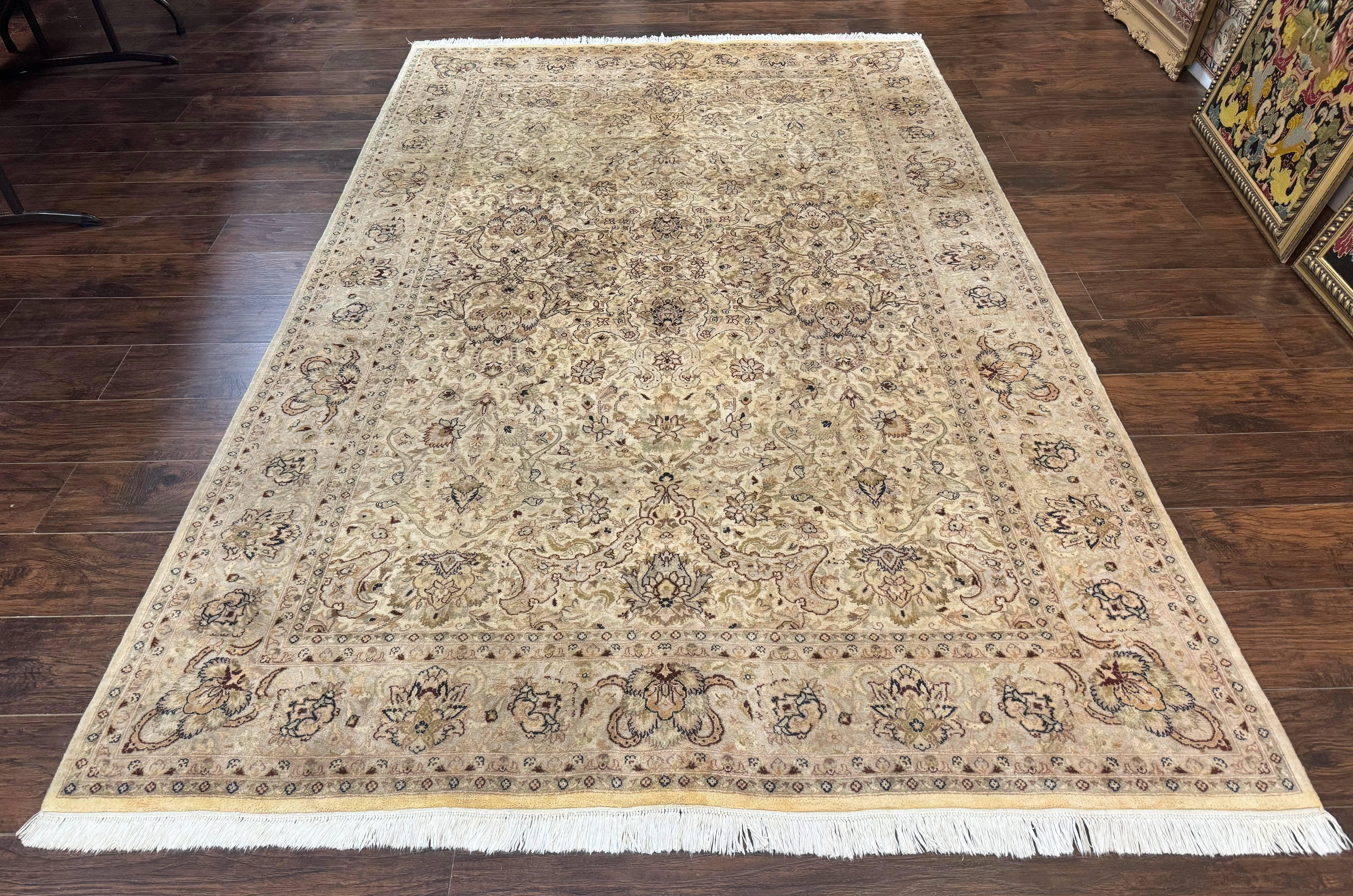 Pak Persian Rug 6x9, Vintage Handmade Wool Carpet, Floral, Beige - Jewel Rugs