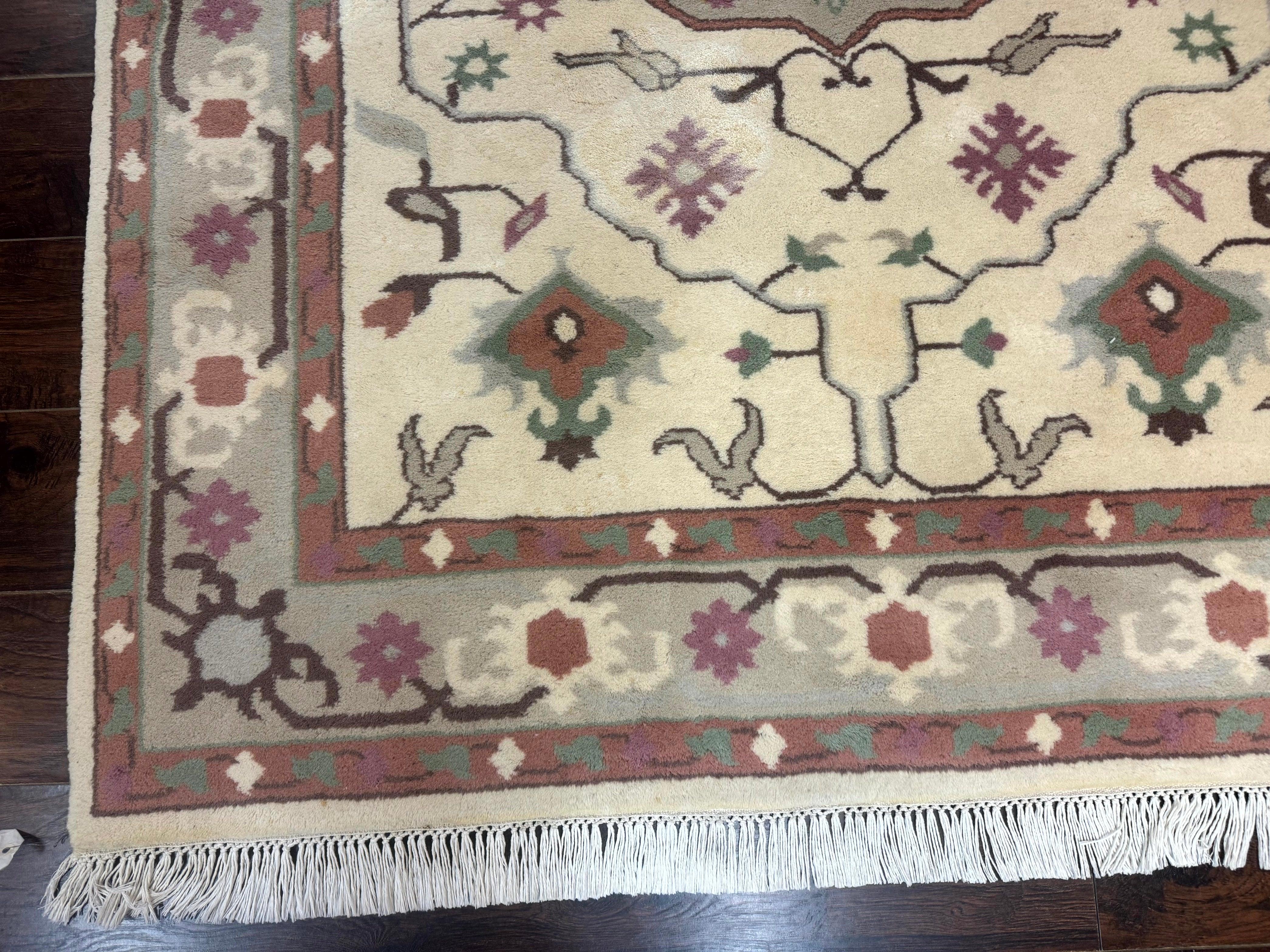 Indo Heriz Rug 5.6 x 8.5, Off White, Wool Area Rug - Jewel Rugs