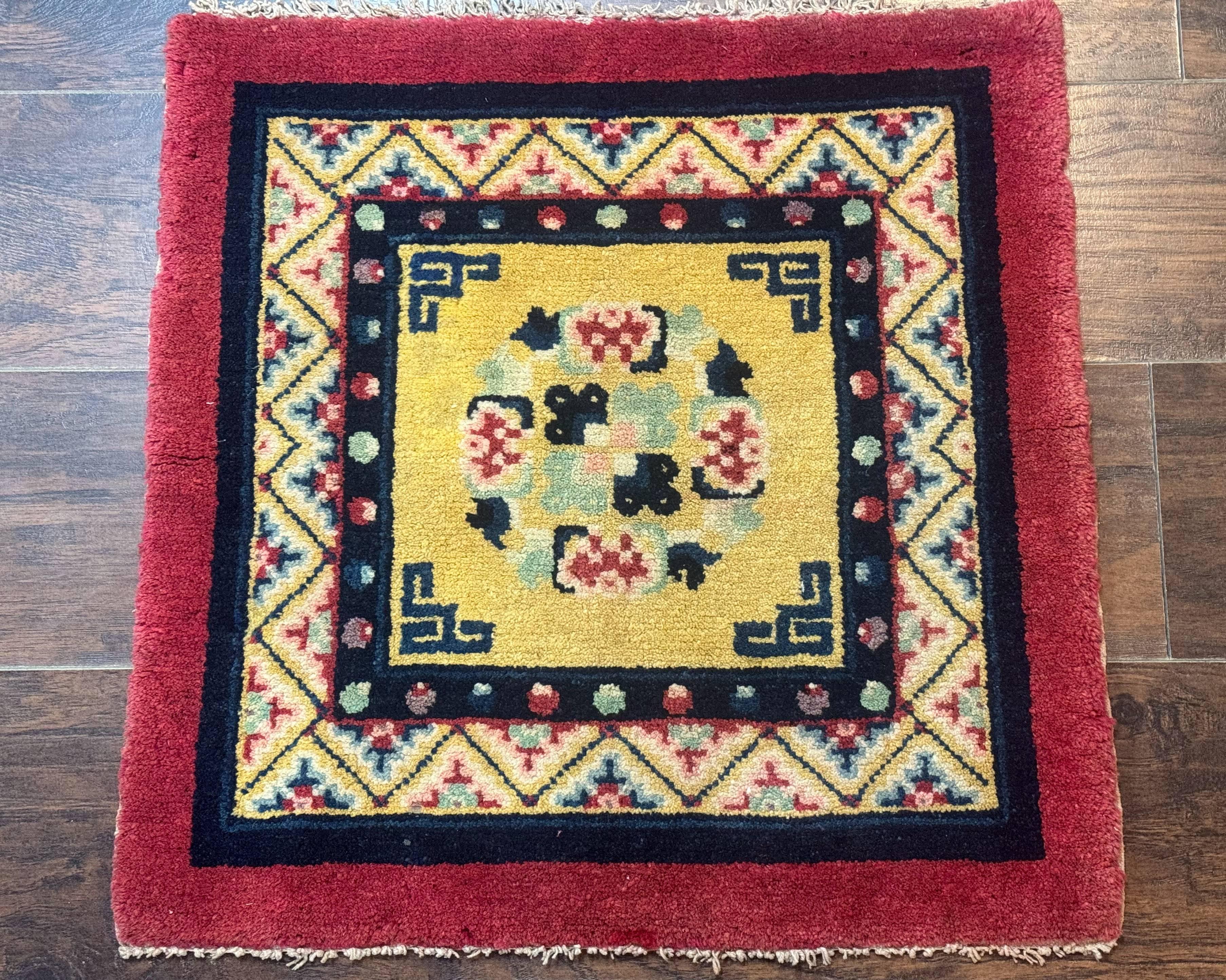Antique Small Chiense Square Rug 2x2 ft, Wool Chinese Rug - Jewel Rugs