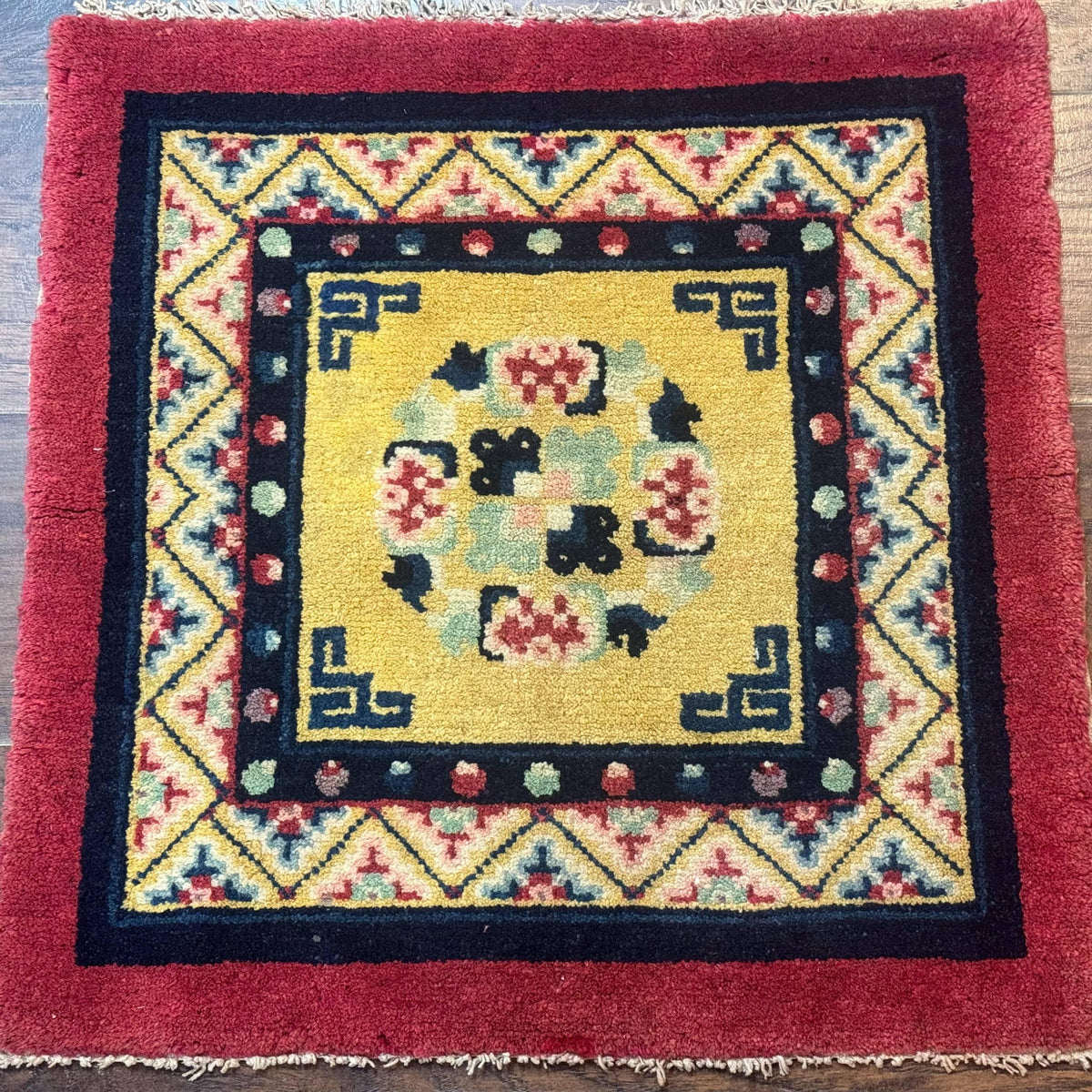 Antique Small Chiense Square Rug 2x2 ft, Wool Chinese Rug – Jewel Rugs