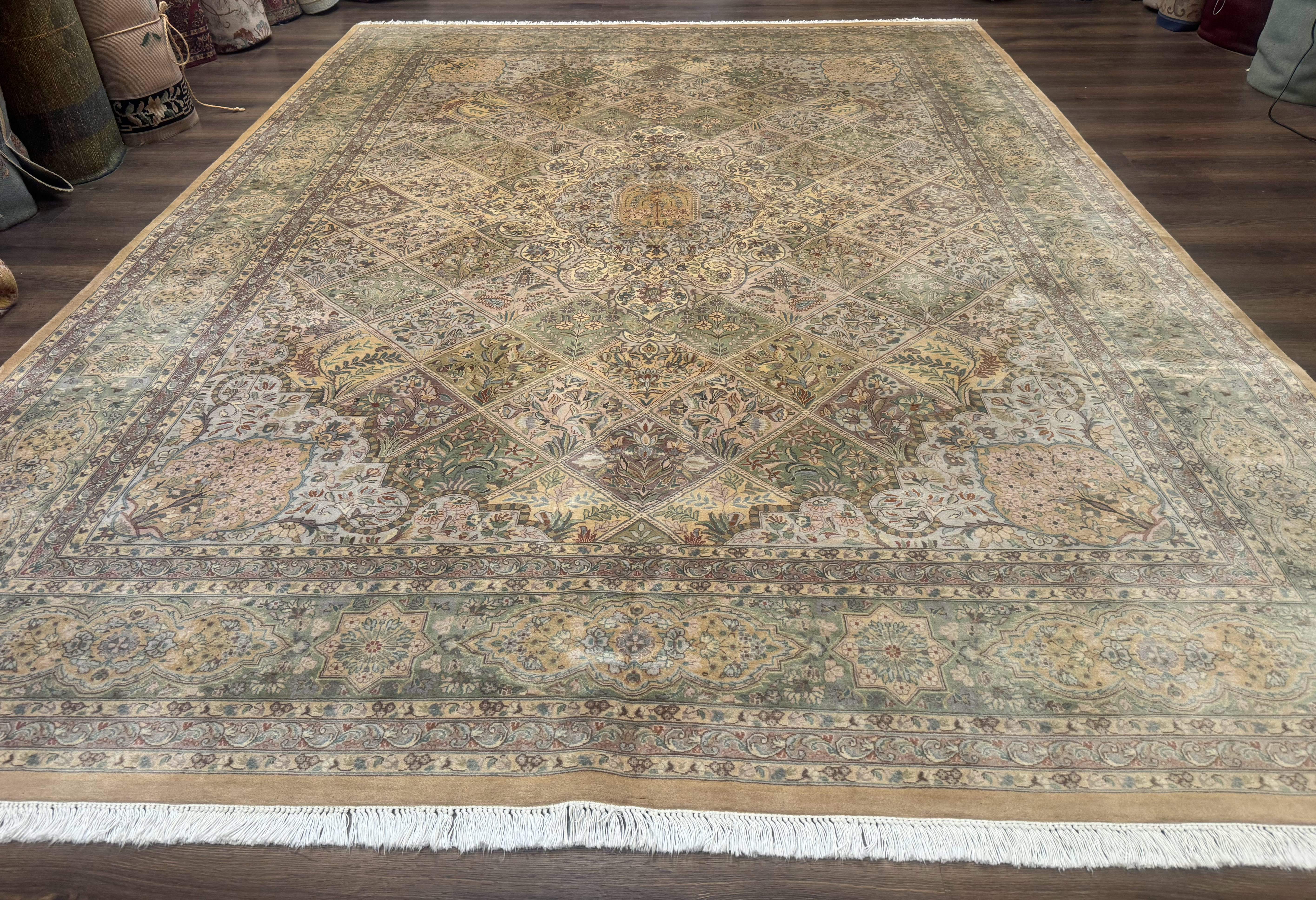 Pak Persian Rug 9x12, Diamond Panel Design, Fine 225 KPSI, Wool - Jewel Rugs