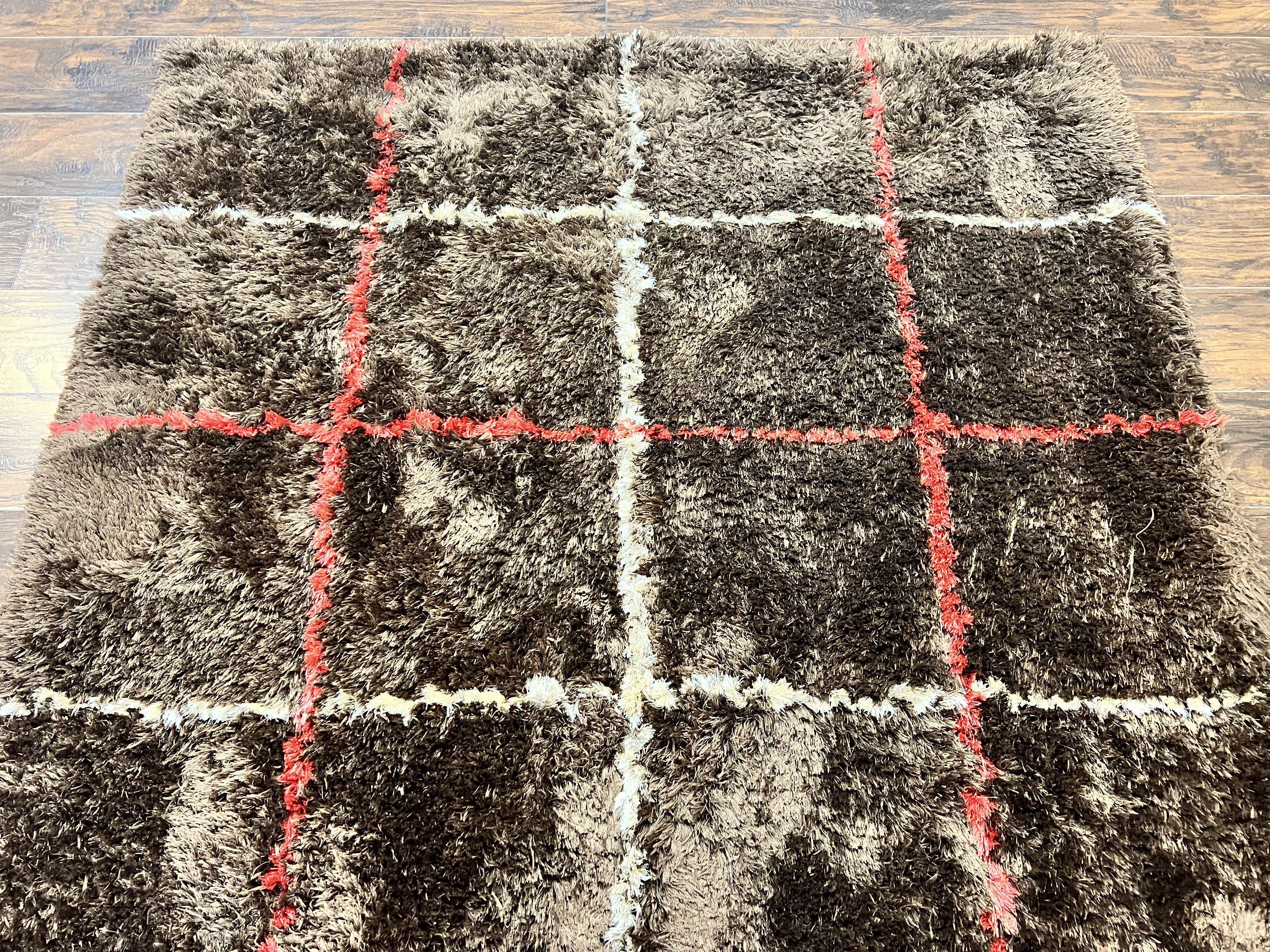 Shag Rug 6x8, Brown, Panel Design - Jewel Rugs