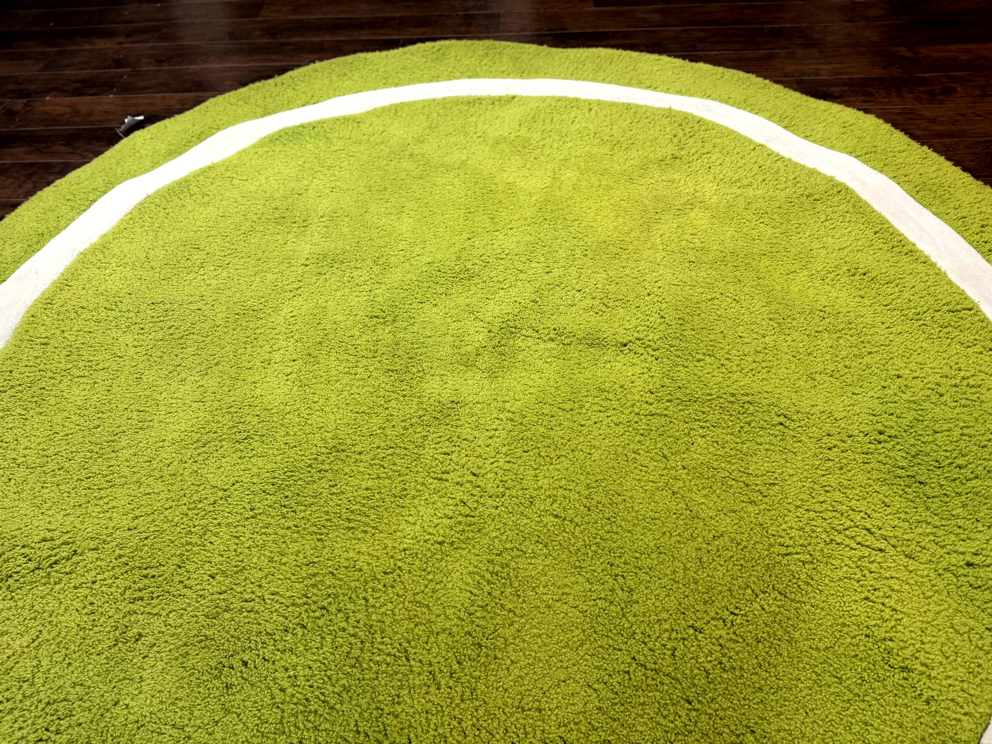 Large Round Rug 9x9, Vintage Retro Design, Lime Green - Jewel Rugs
