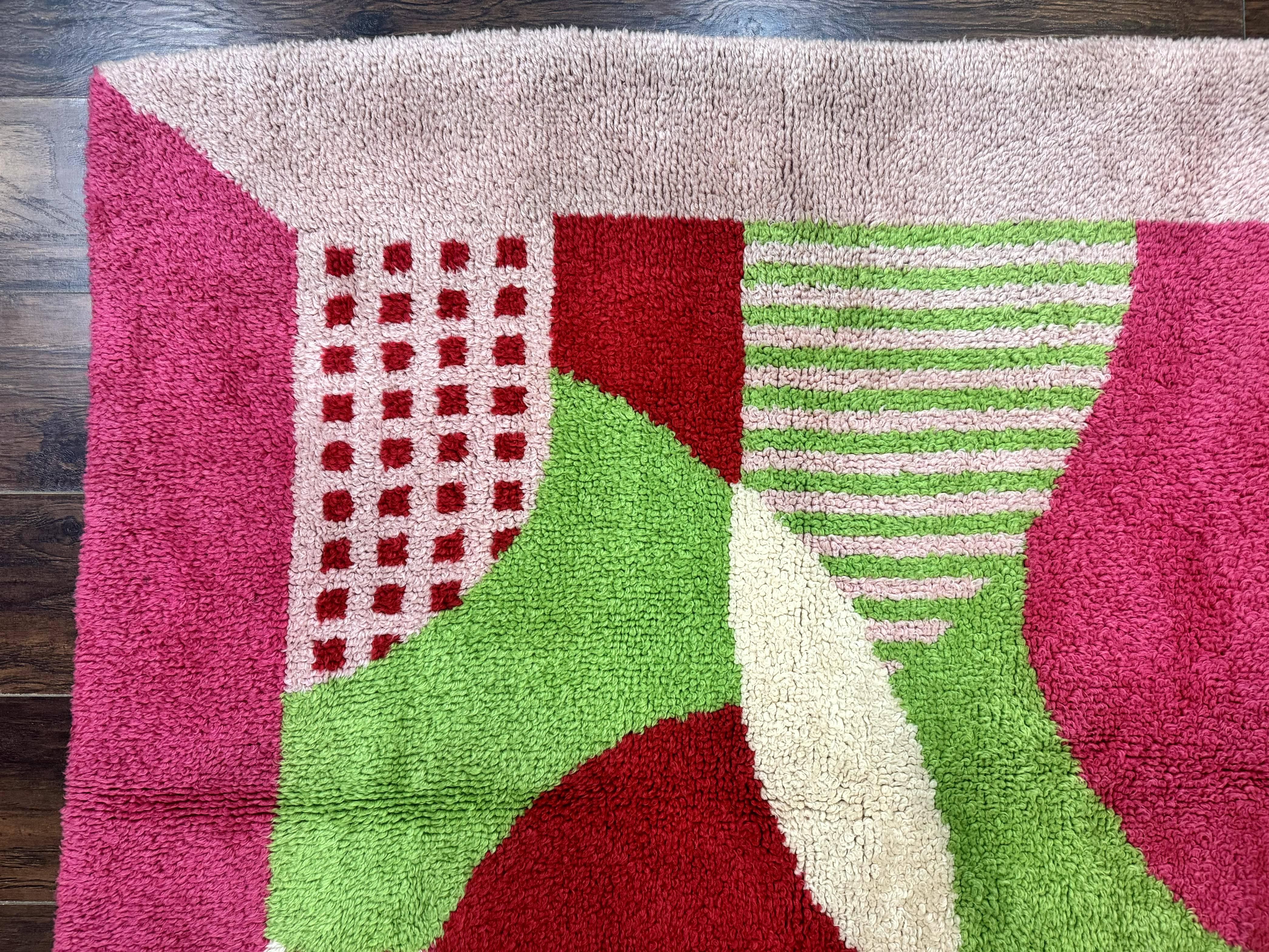 European Shag Rug 4.8 x 4.8, Modern Abstract Design, Green Pink Red, Square Shag Rug, Unique - Jewel Rugs