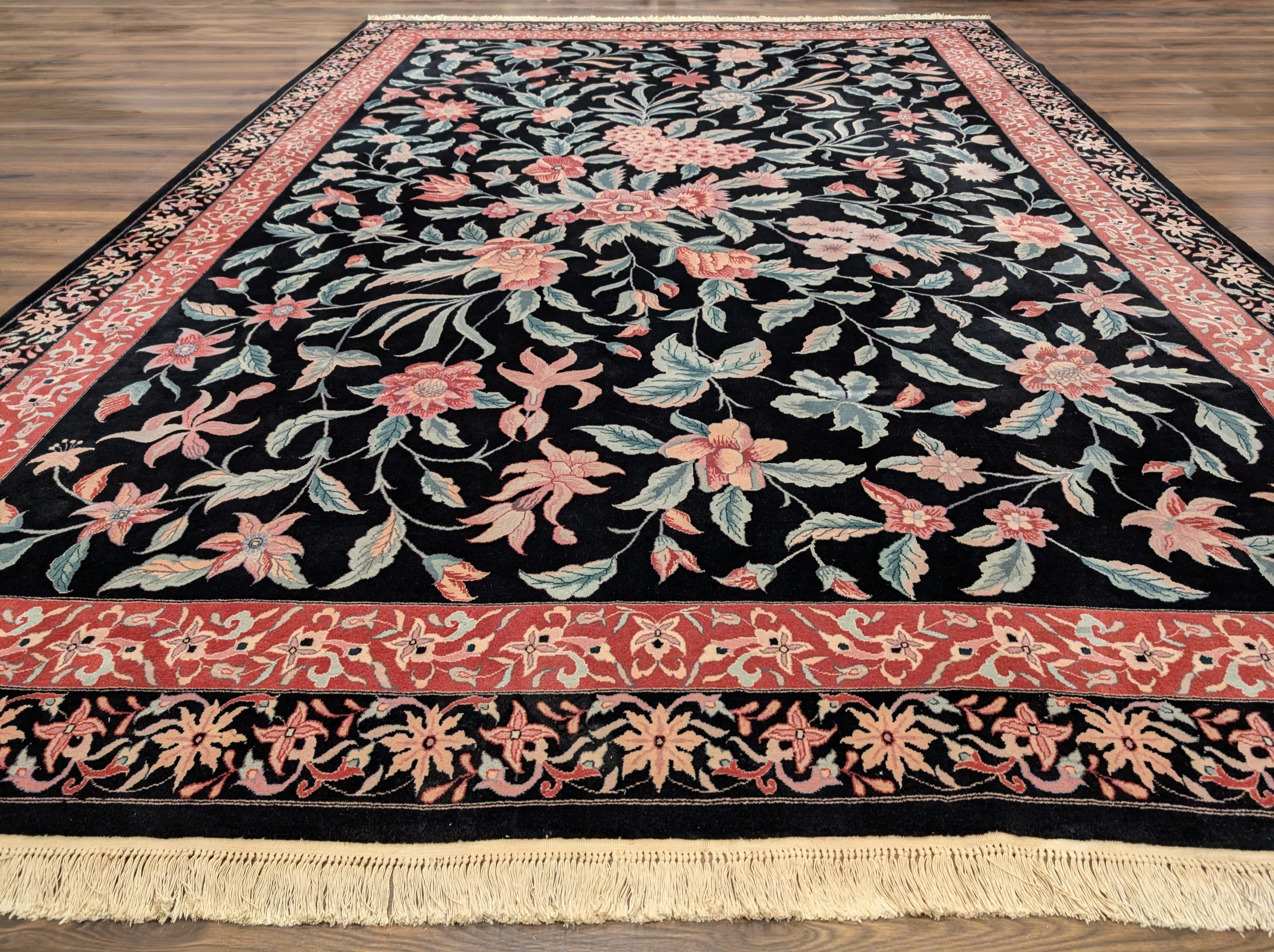Chinese Wool Rug 10x14, Floral Botanical, Fine 225 KPSI, Black