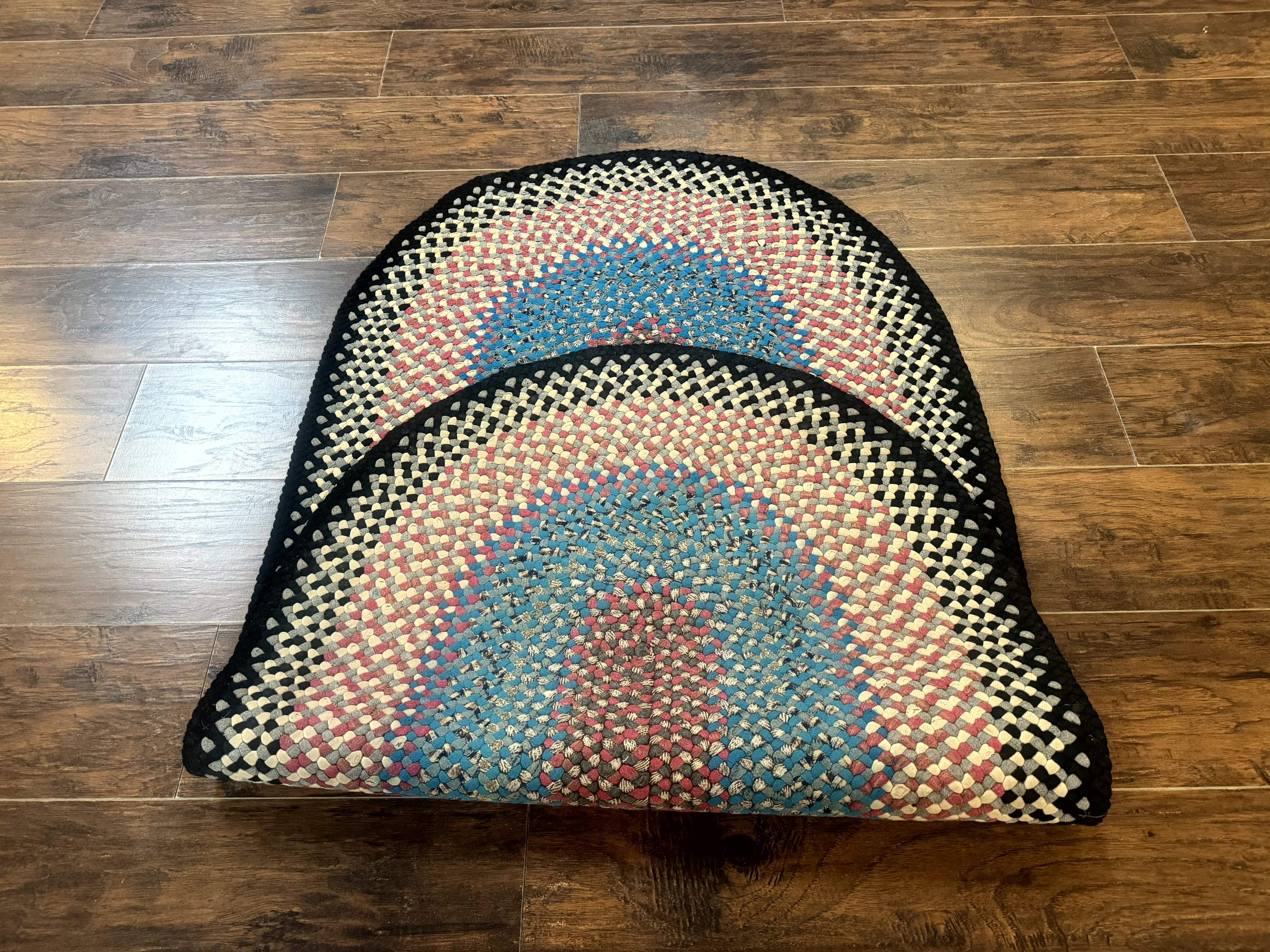 American Braided Rug 3 x 5.6, Oval Braided Rug, Multicolor, Blue - Jewel Rugs