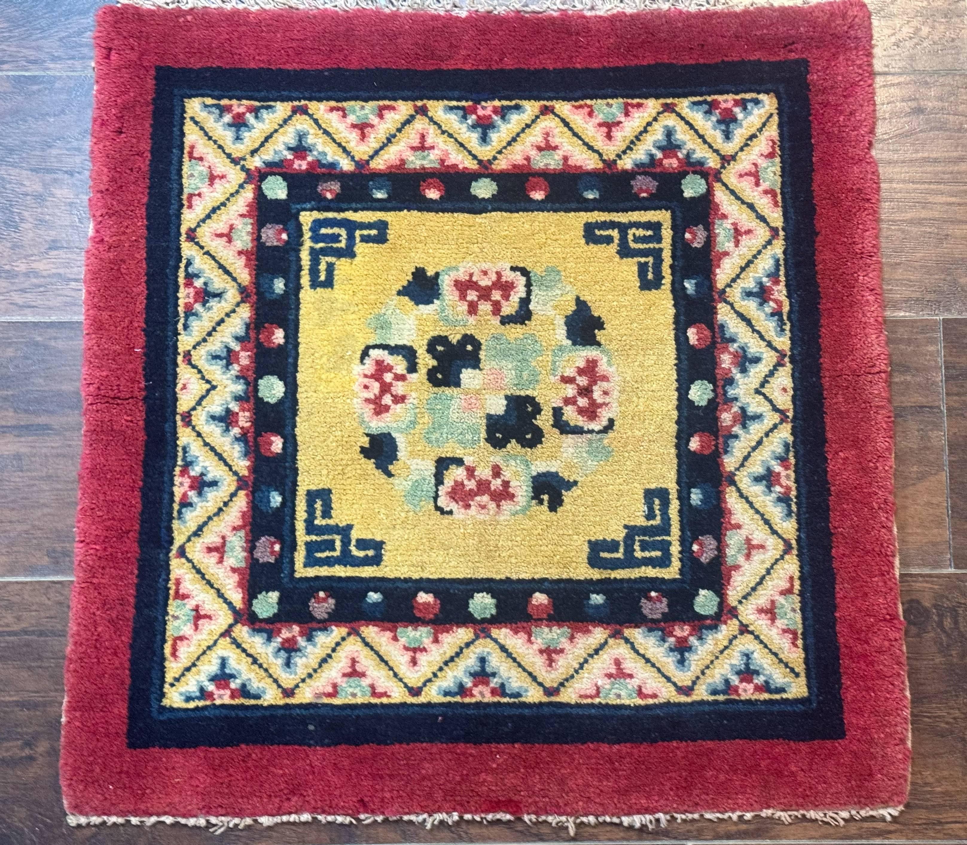 Antique Small Chiense Square Rug 2x2 ft, Wool Chinese Rug - Jewel Rugs