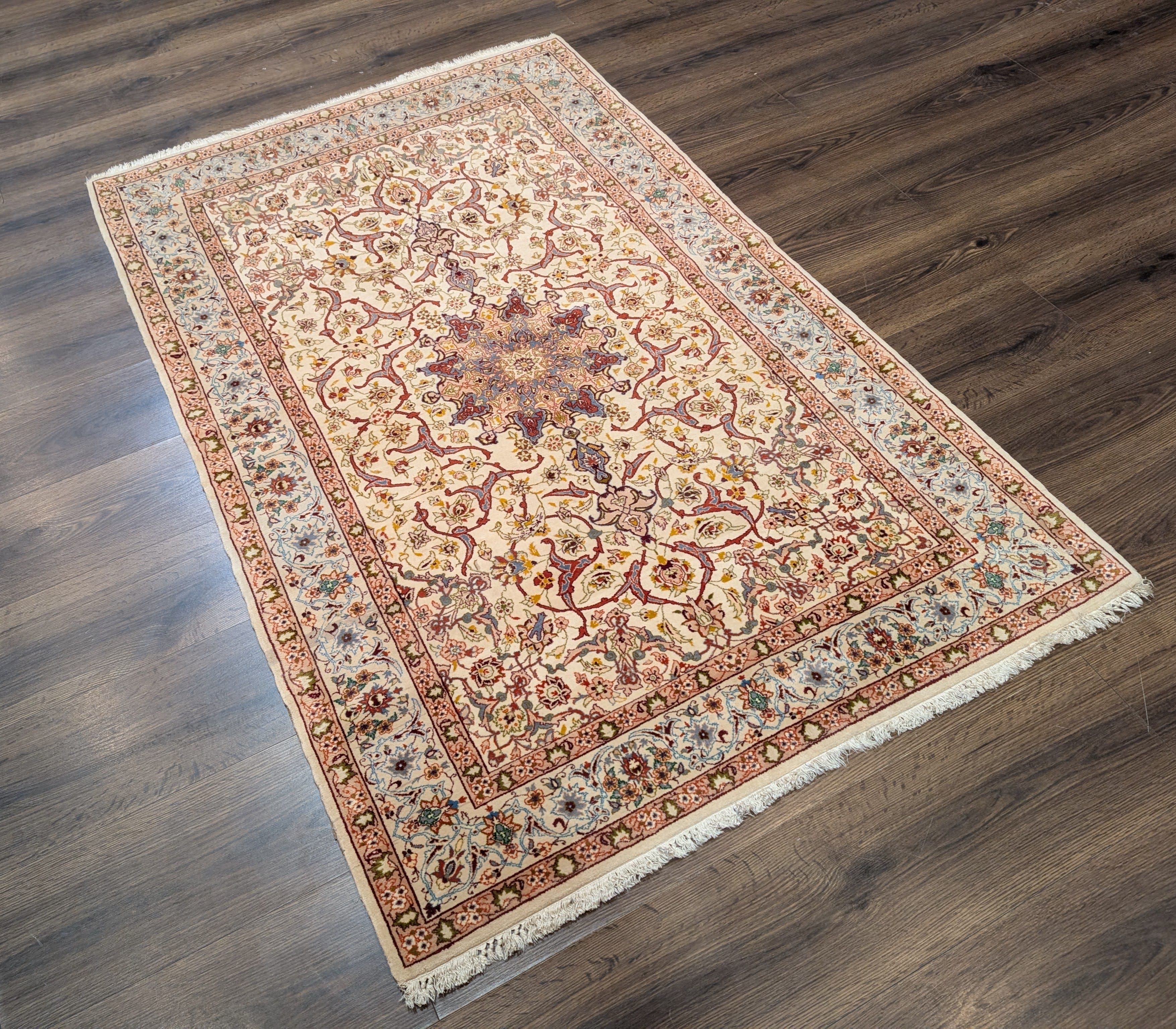 Persian Rug 4x6, Isfahan Rug, Very Fine 600 KPSI, Ivory, Hand Knotted, Silk Foundation - Jewel Rugs
