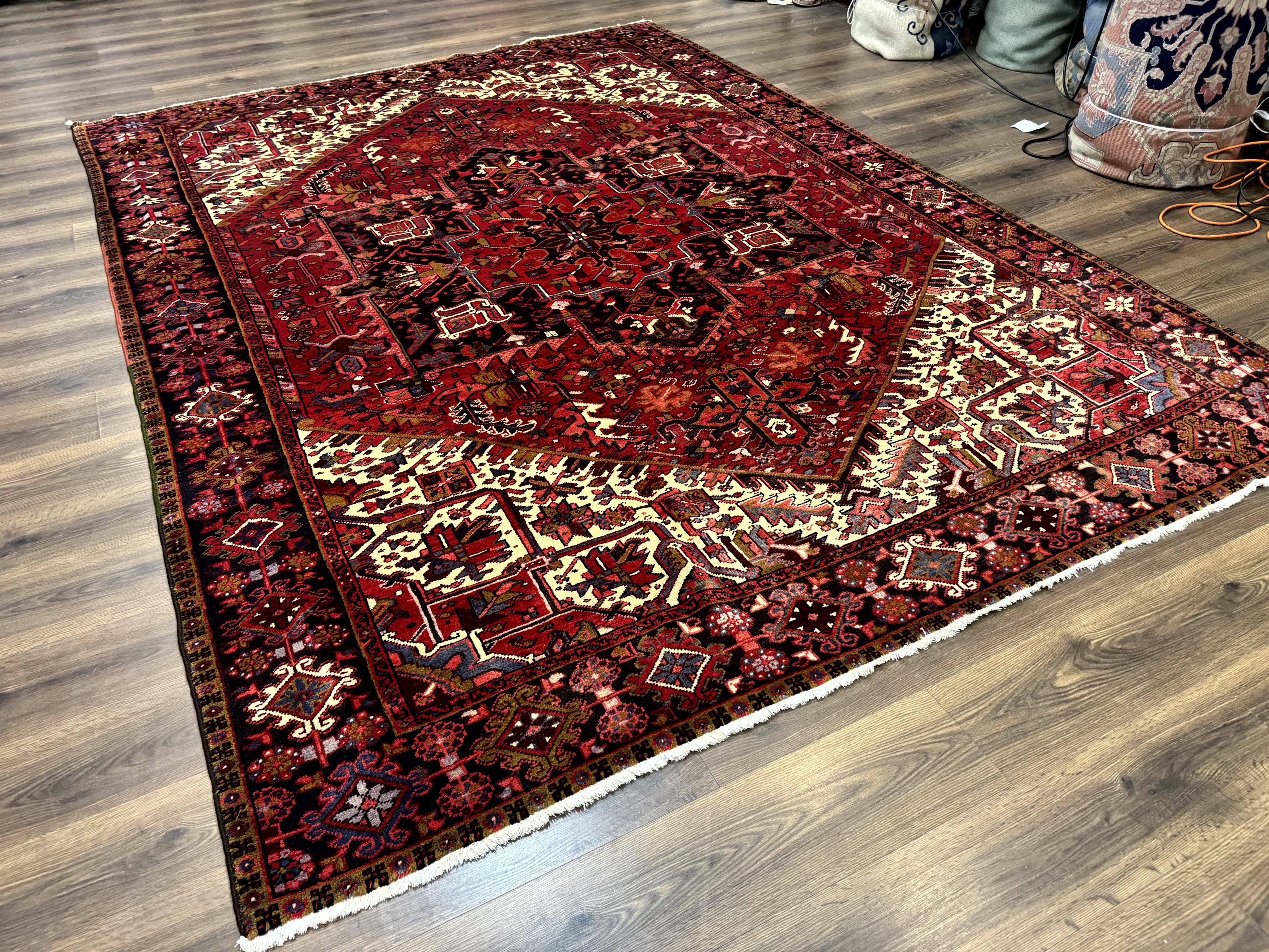 Persian Heriz Rug 8x11, Geometric Design, Red & Cream - Jewel Rugs