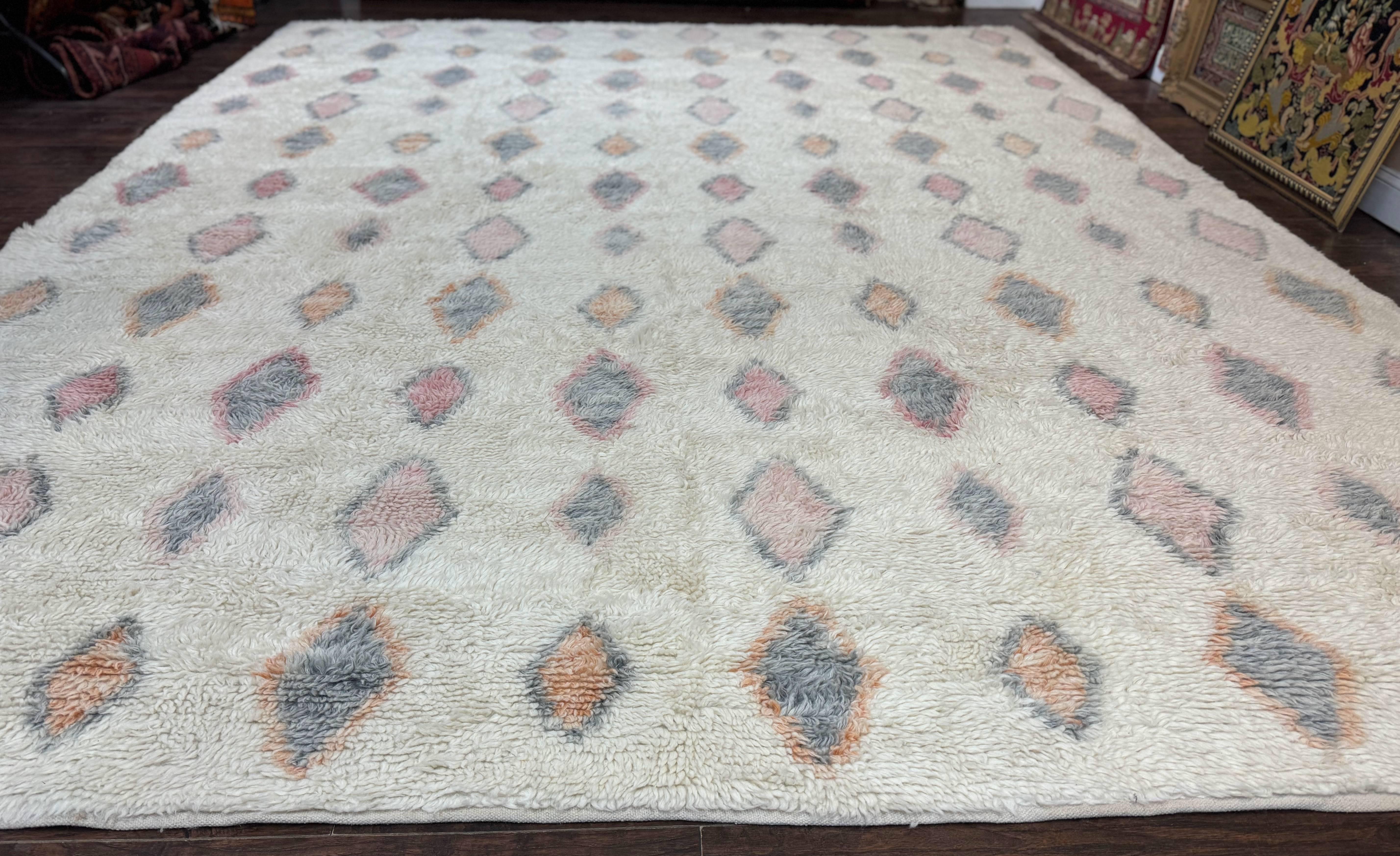Large Modern Contemporary Indian Shag Rug 11x14, Ivory, Handmade Wool Carpet - Jewel Rugs