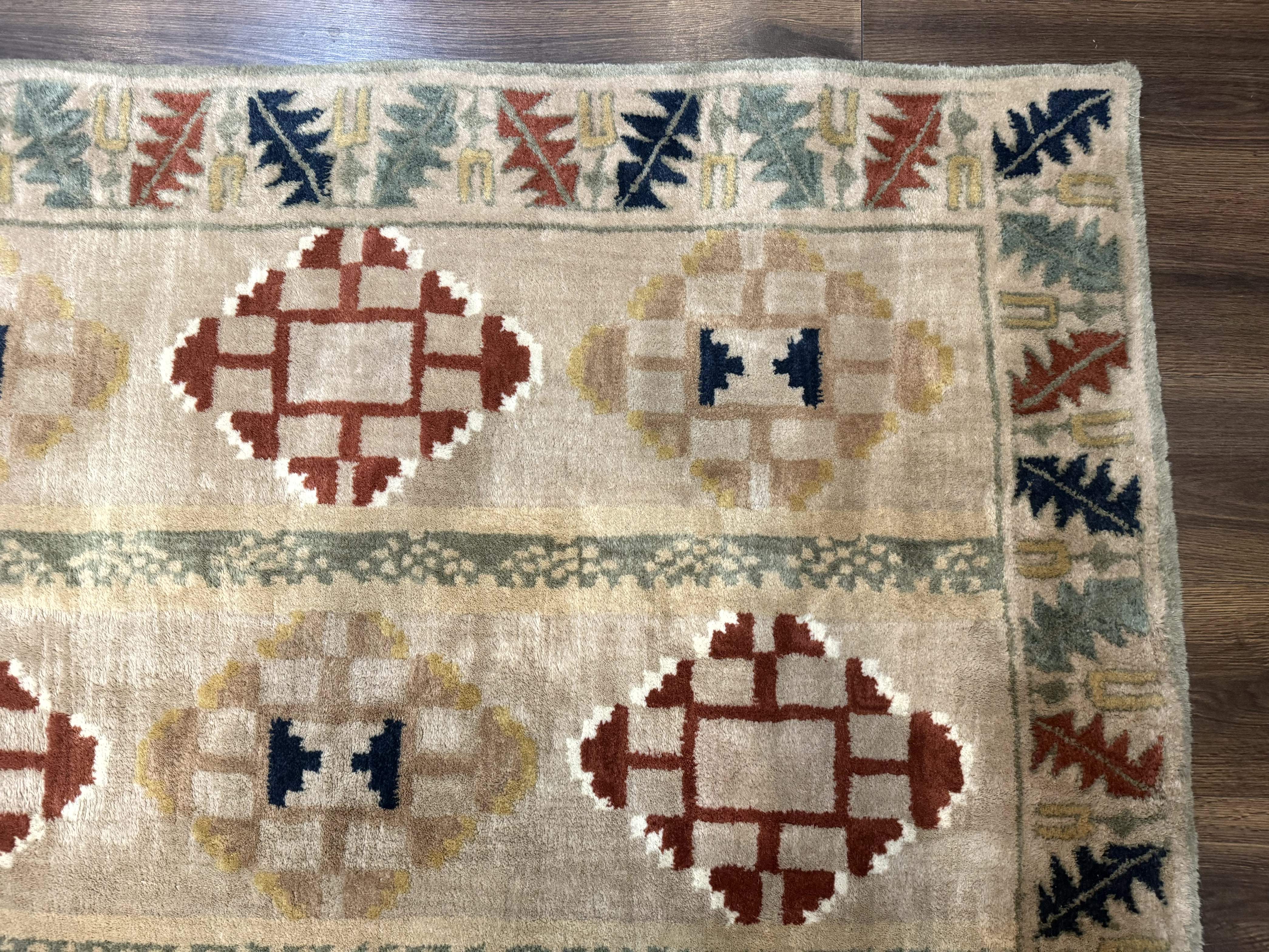 Geometric Design Area Rug 5x8, Beige and Rust Red - Jewel Rugs