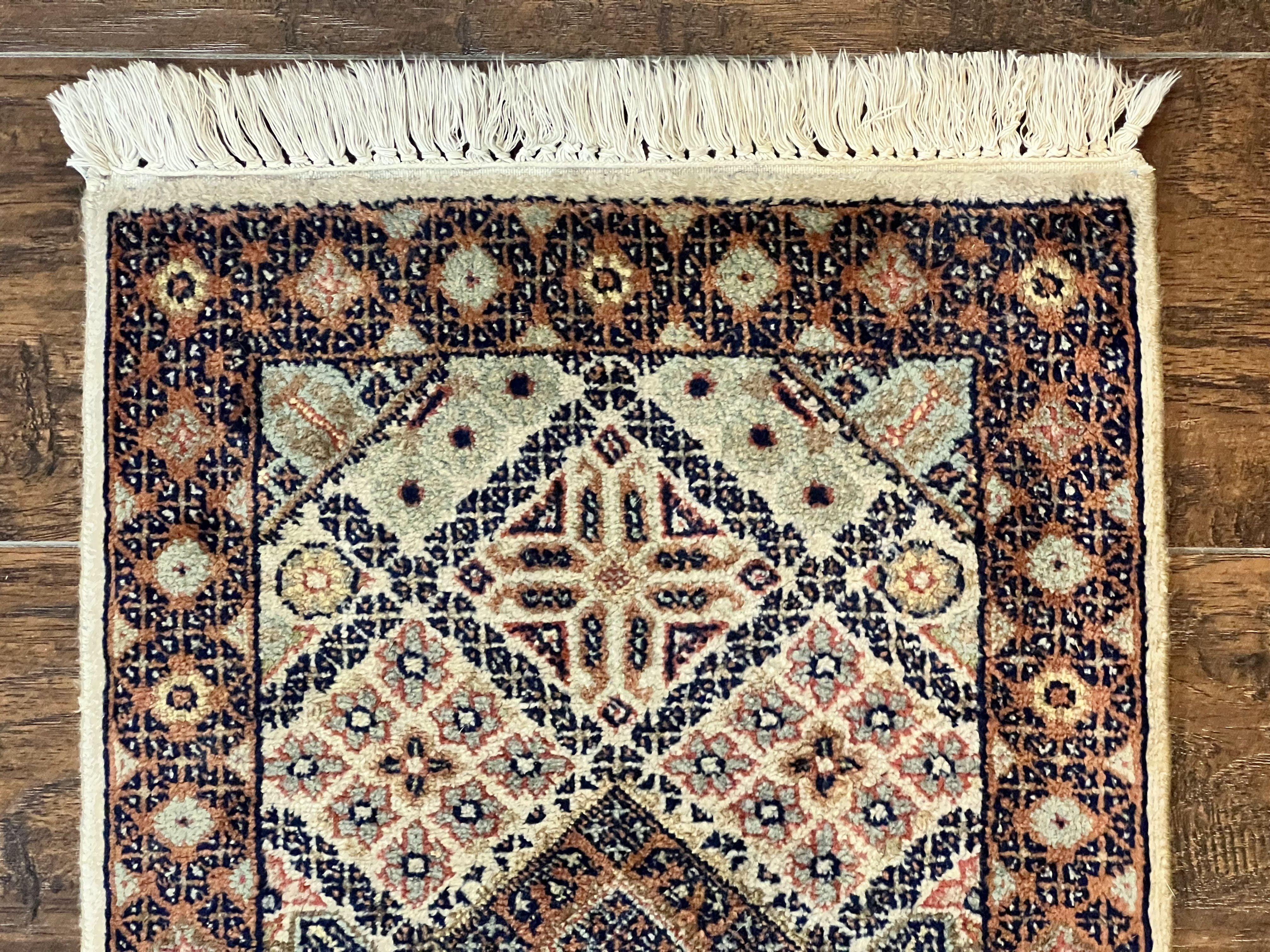 Small Indo Persian Rug 1.5 x 2, Hand Knotted Oriental Carpet, Wool Vintage Handmade, Cream Multicolor, Panel Design - Jewel Rugs