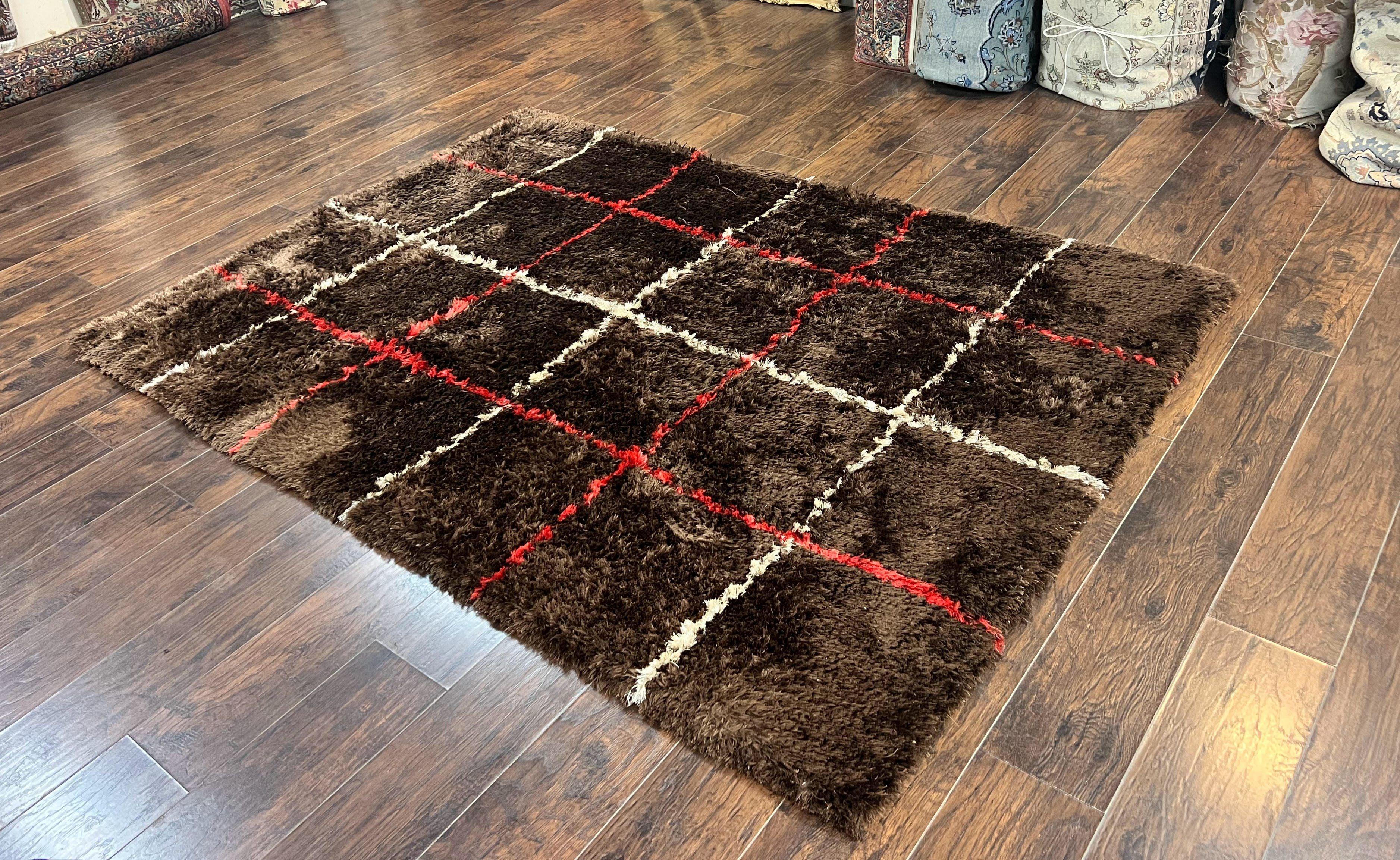 Shag Rug 6x8, Brown, Panel Design - Jewel Rugs