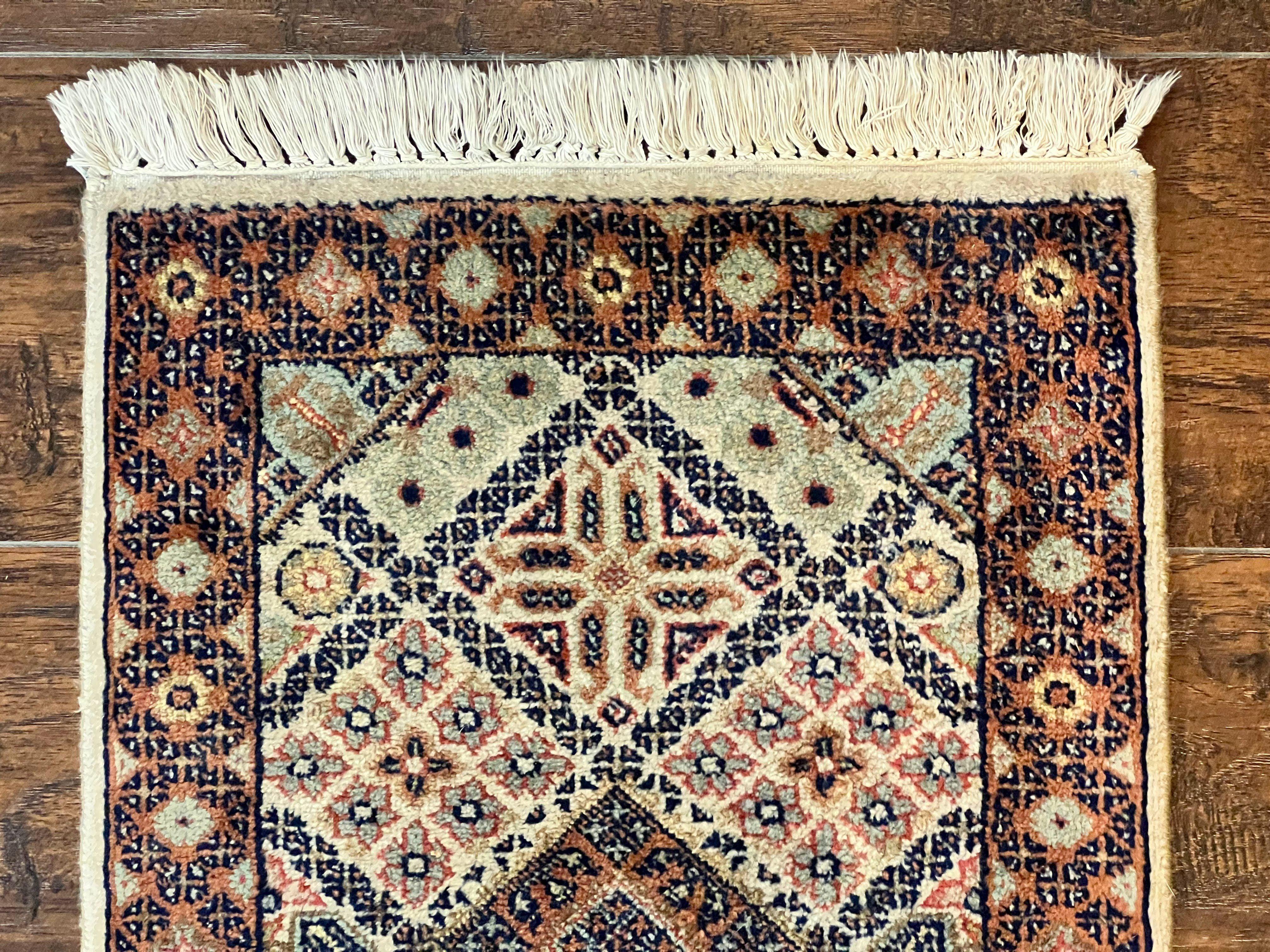 Small Indo Persian Rug 1.5 x 2, Hand Knotted Oriental Carpet, Wool Vintage Handmade, Cream Multicolor, Panel Design - Jewel Rugs