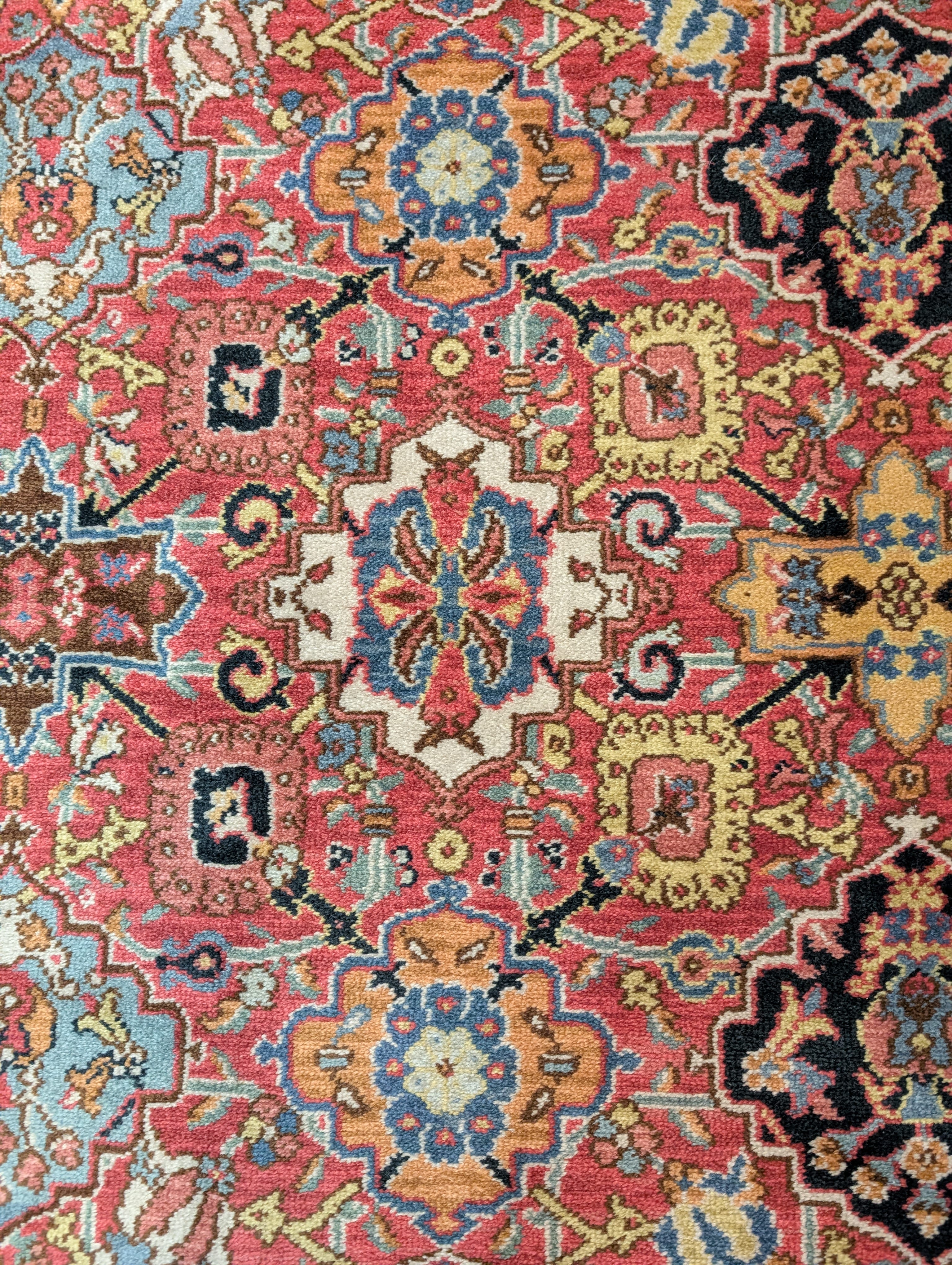 3x5 Karastan Rug, Williamsburg Kirman Vase #557, Vintage Discontinued Wool Carpet - Jewel Rugs