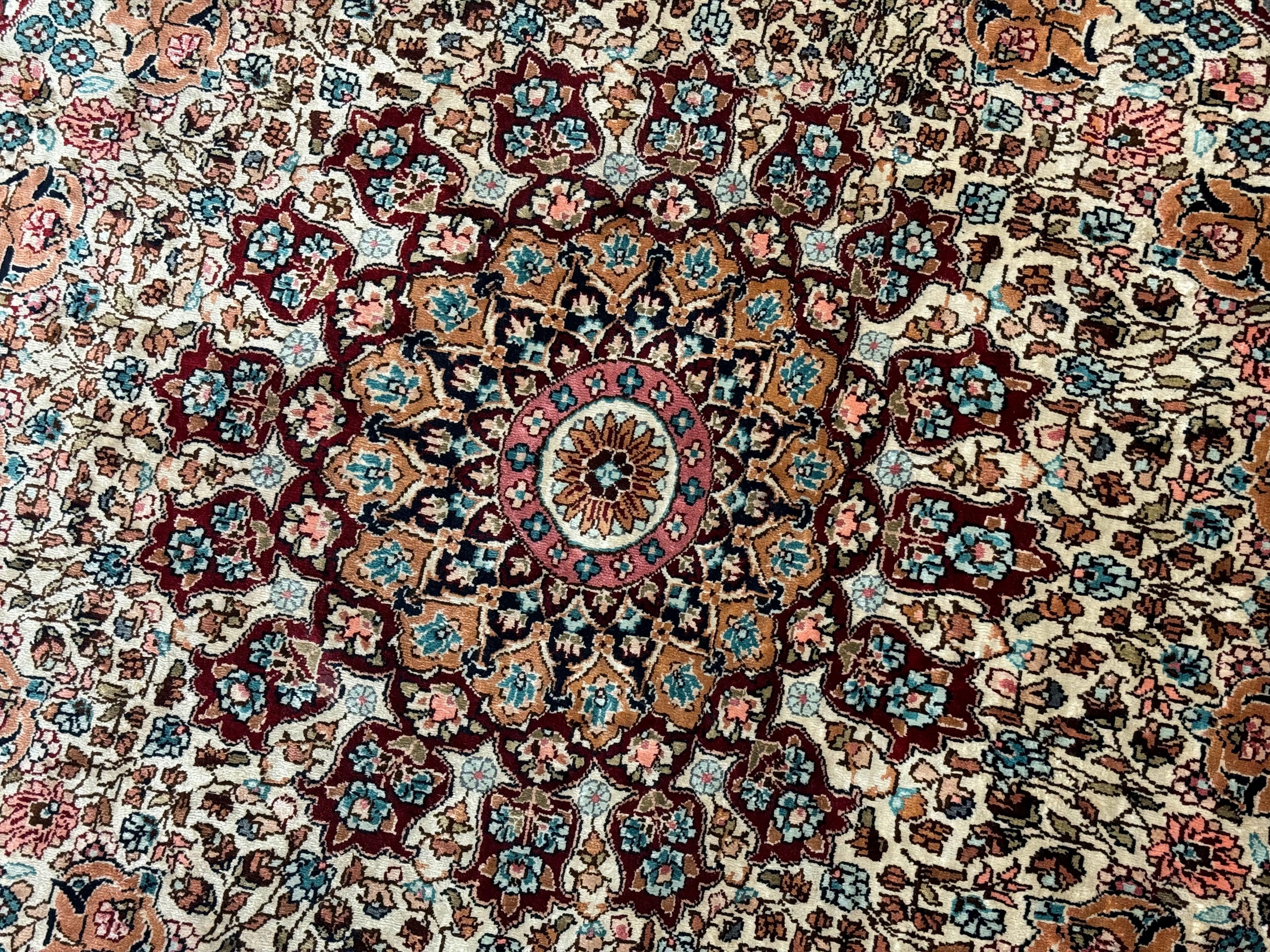 Round Silk Rug 3x3, Extremely Fine 580 KSPI, Sino Persian Round Handmade Carpet, Silk on Silk - Jewel Rugs