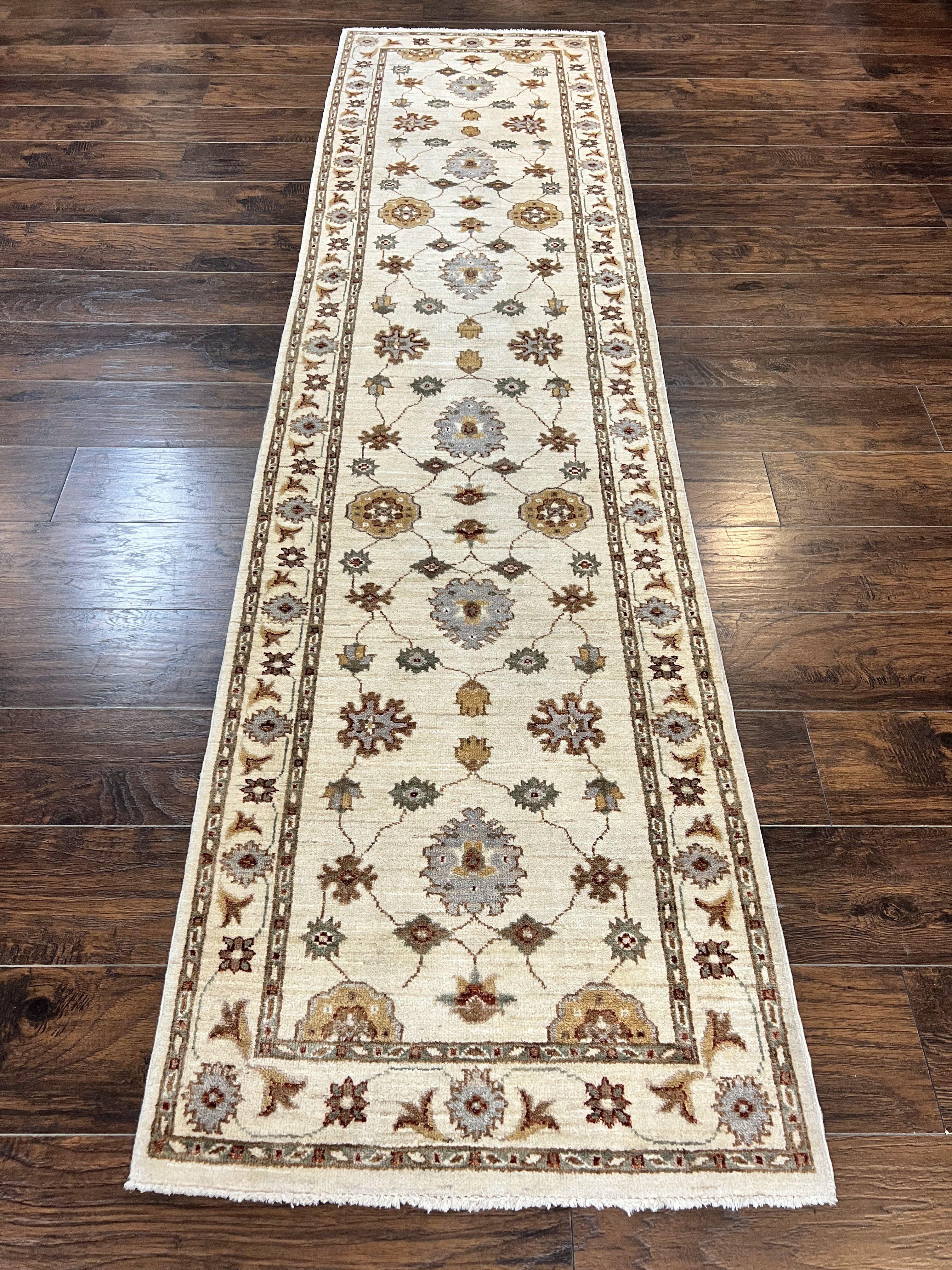 Peshawar Runner 2.7 x 10, Beige Floral Hand Knotted Vintage Wool Oriental Runner, Hallway Rug, Farmhouse Rug, Neutral Colors - Jewel Rugs