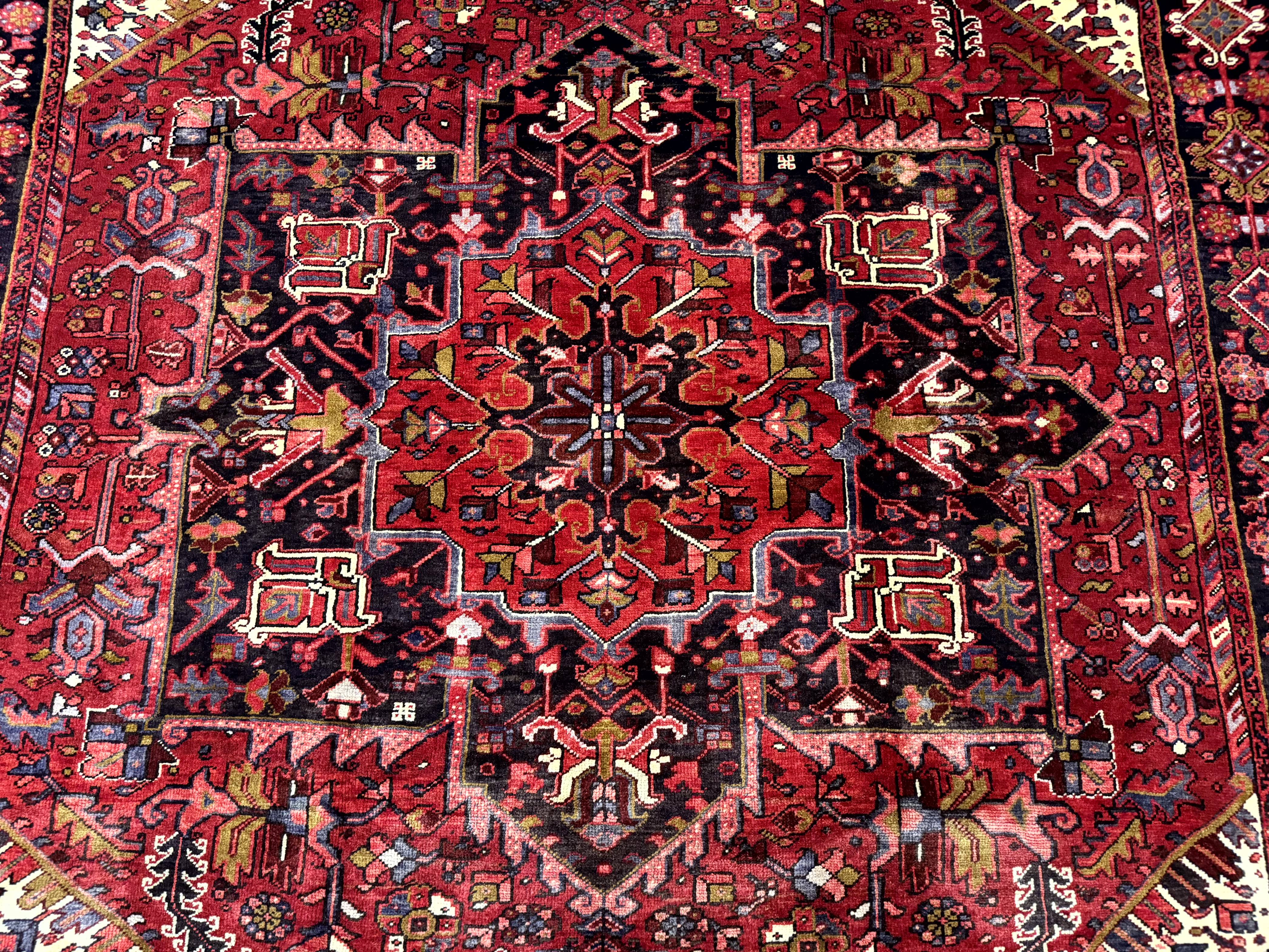 Persian Heriz Rug 8x11, Geometric Design, Red & Cream - Jewel Rugs