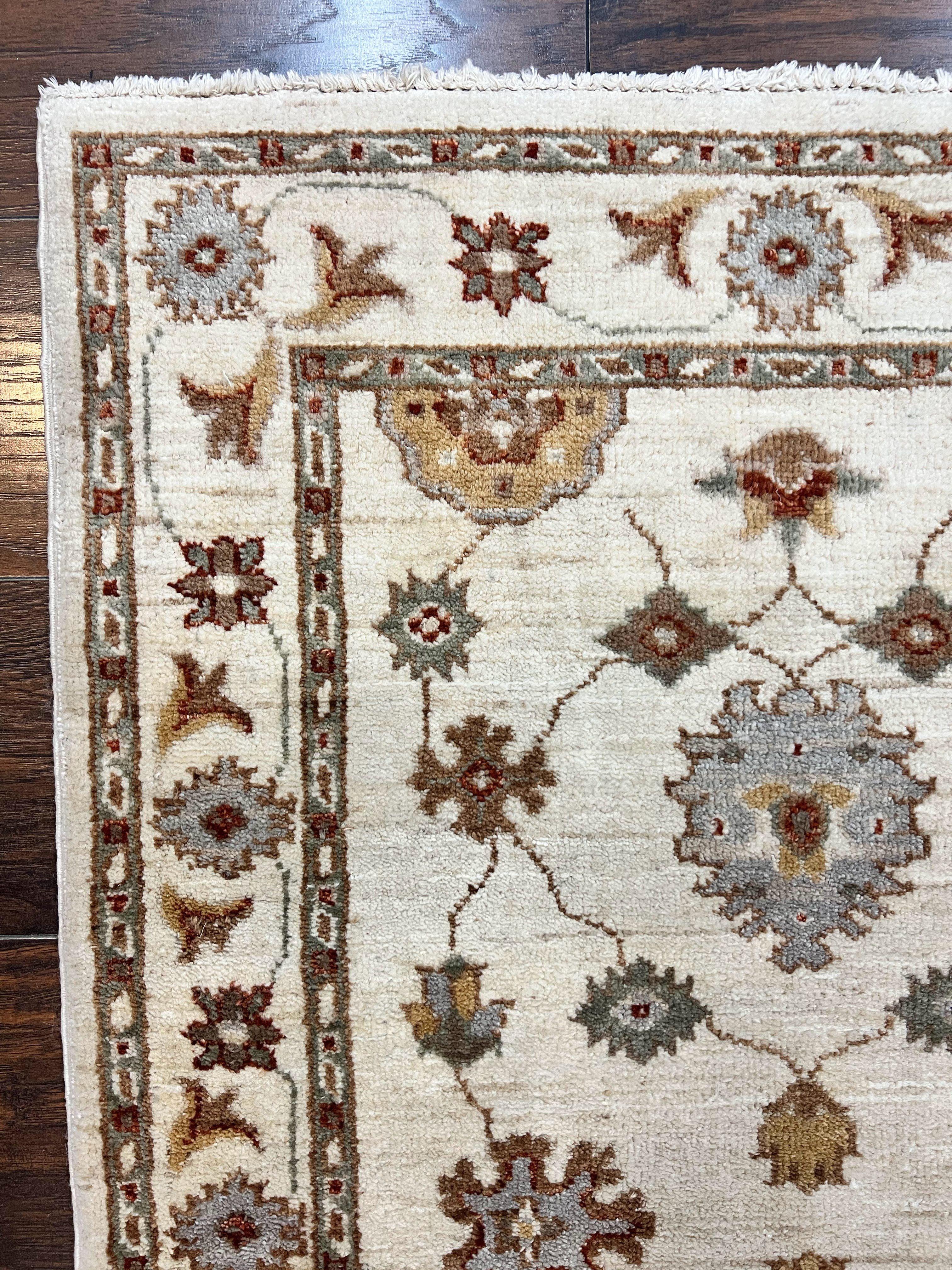 Peshawar Runner 2.7 x 10, Beige Floral Hand Knotted Vintage Wool Oriental Runner, Hallway Rug, Farmhouse Rug, Neutral Colors - Jewel Rugs