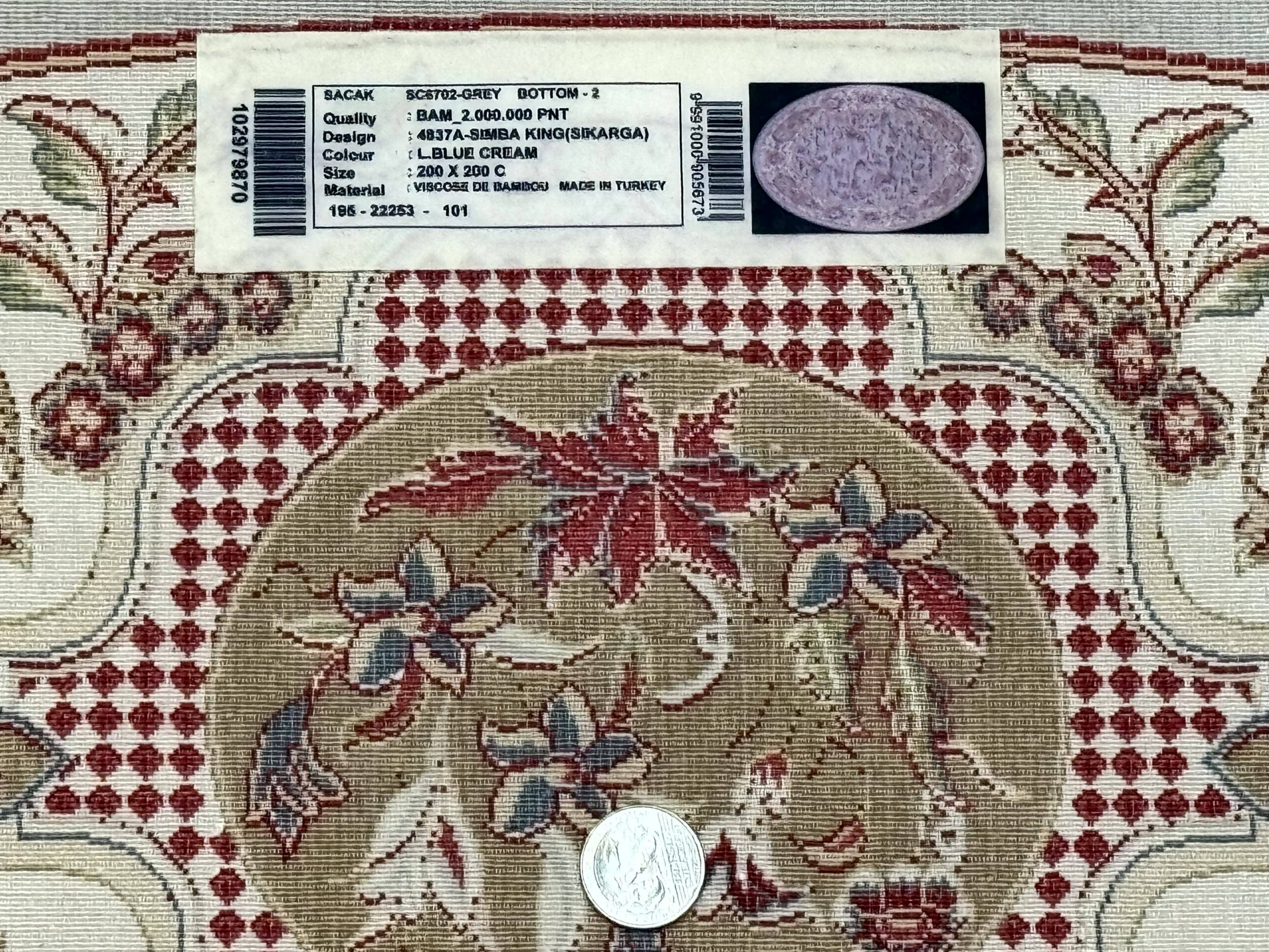 Round Silk Rug 6x6, Hunting Design, Bamboo Silk, Animal Pictorials - Jewel Rugs