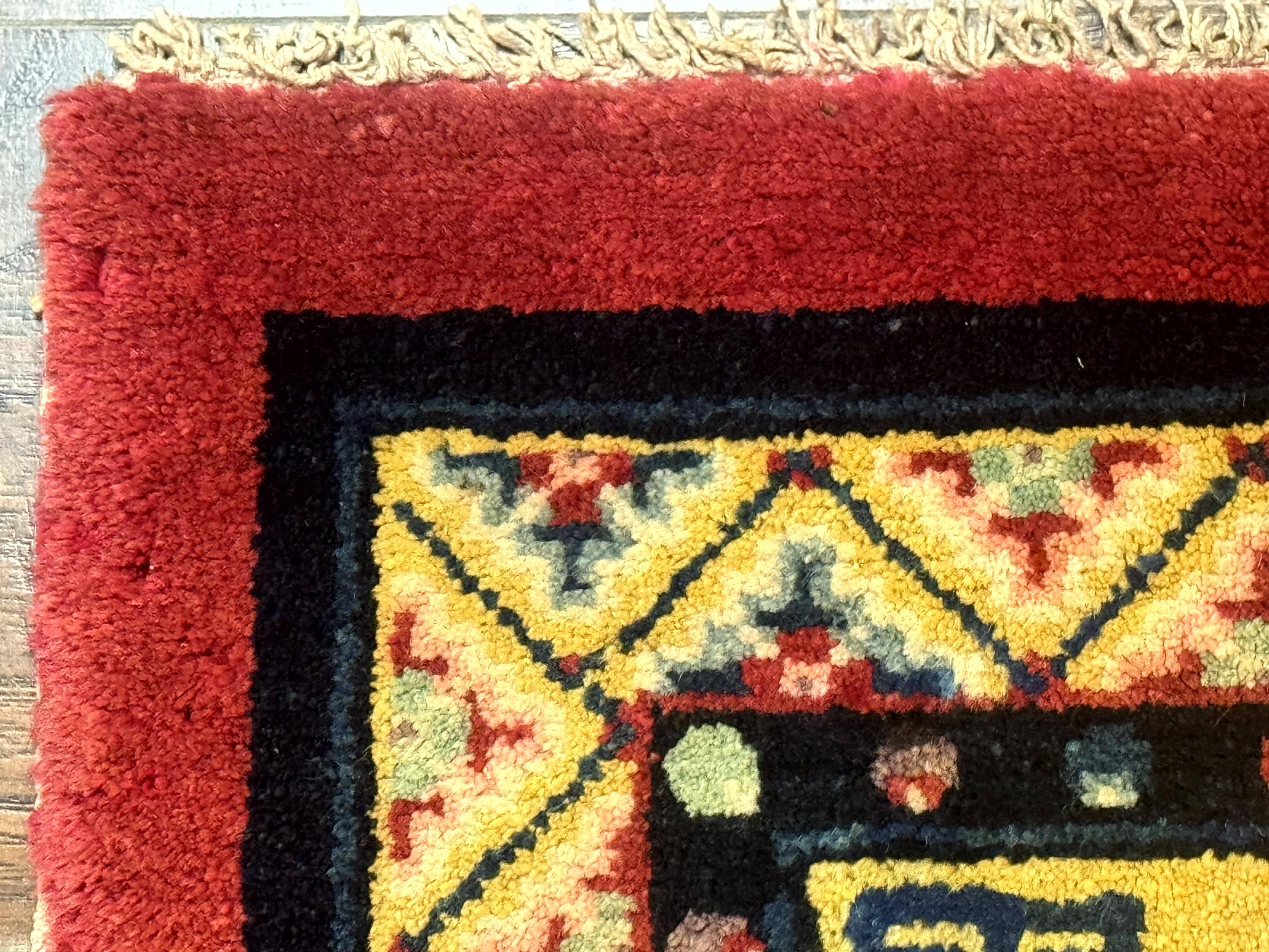 Antique Small Chiense Square Rug 2x2 ft, Wool Chinese Rug - Jewel Rugs