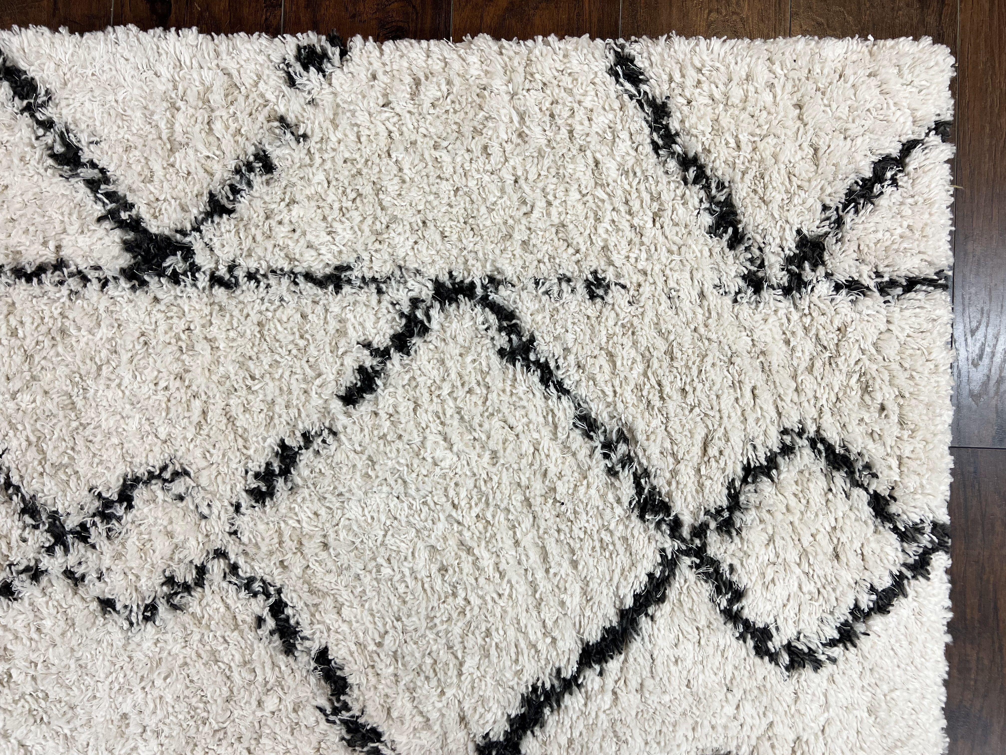 Modern Shag Rug 5x7, Ivory and Black Area Rug 5 x 7 ft - Jewel Rugs