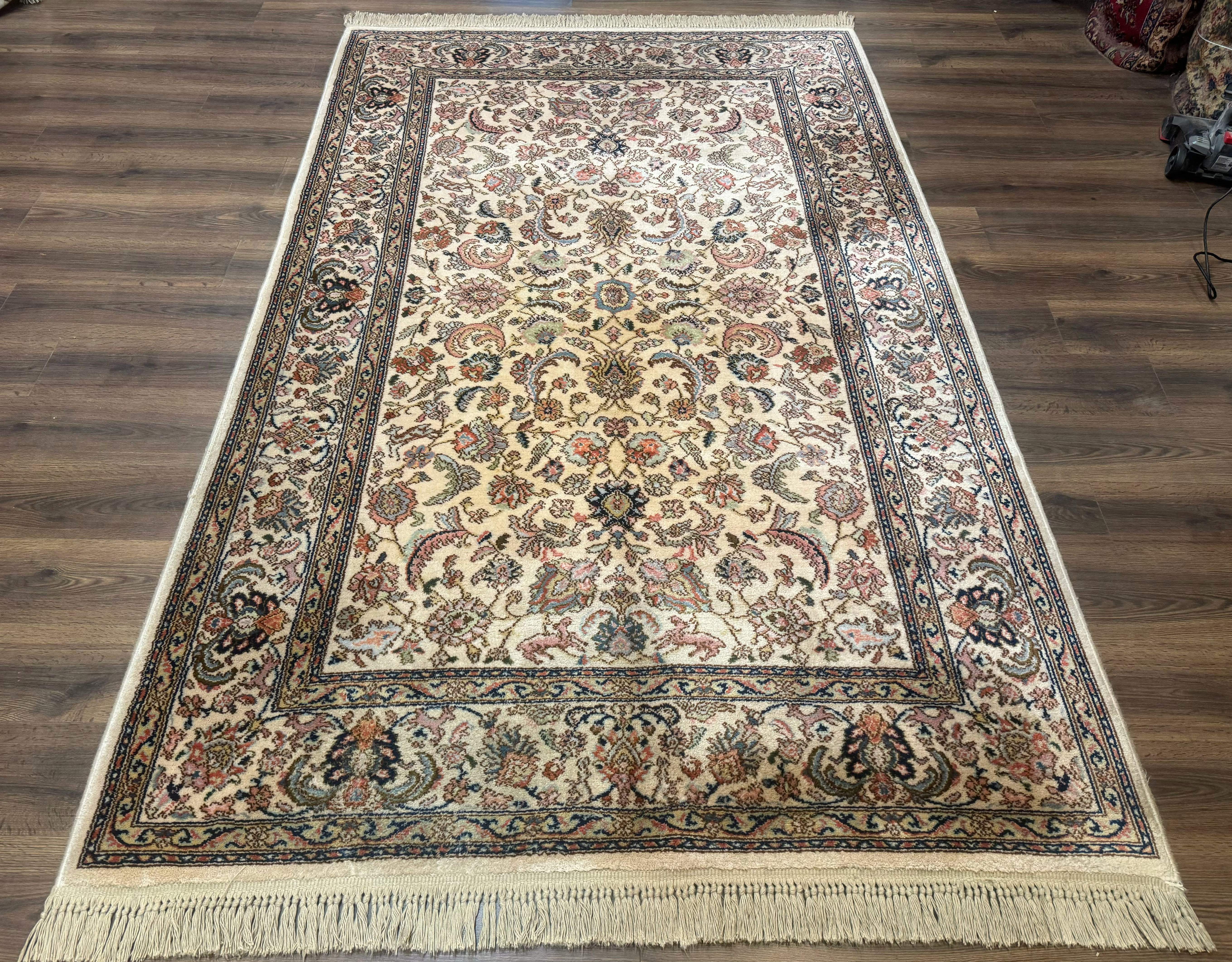 Karastan Rug 5.9 x 9, Wool, Ta'briz #738, Original 700 Series - Jewel Rugs