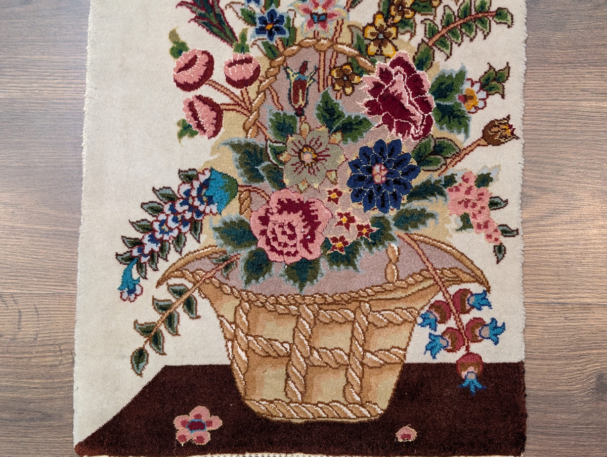 Small Persian Tabriz Vase Pictorial Rug 1x2, Accent Rug, Fine 320 KPSI Azerbaijan 1' 5" x 2' in Ivory and Multicolor - 2603L094