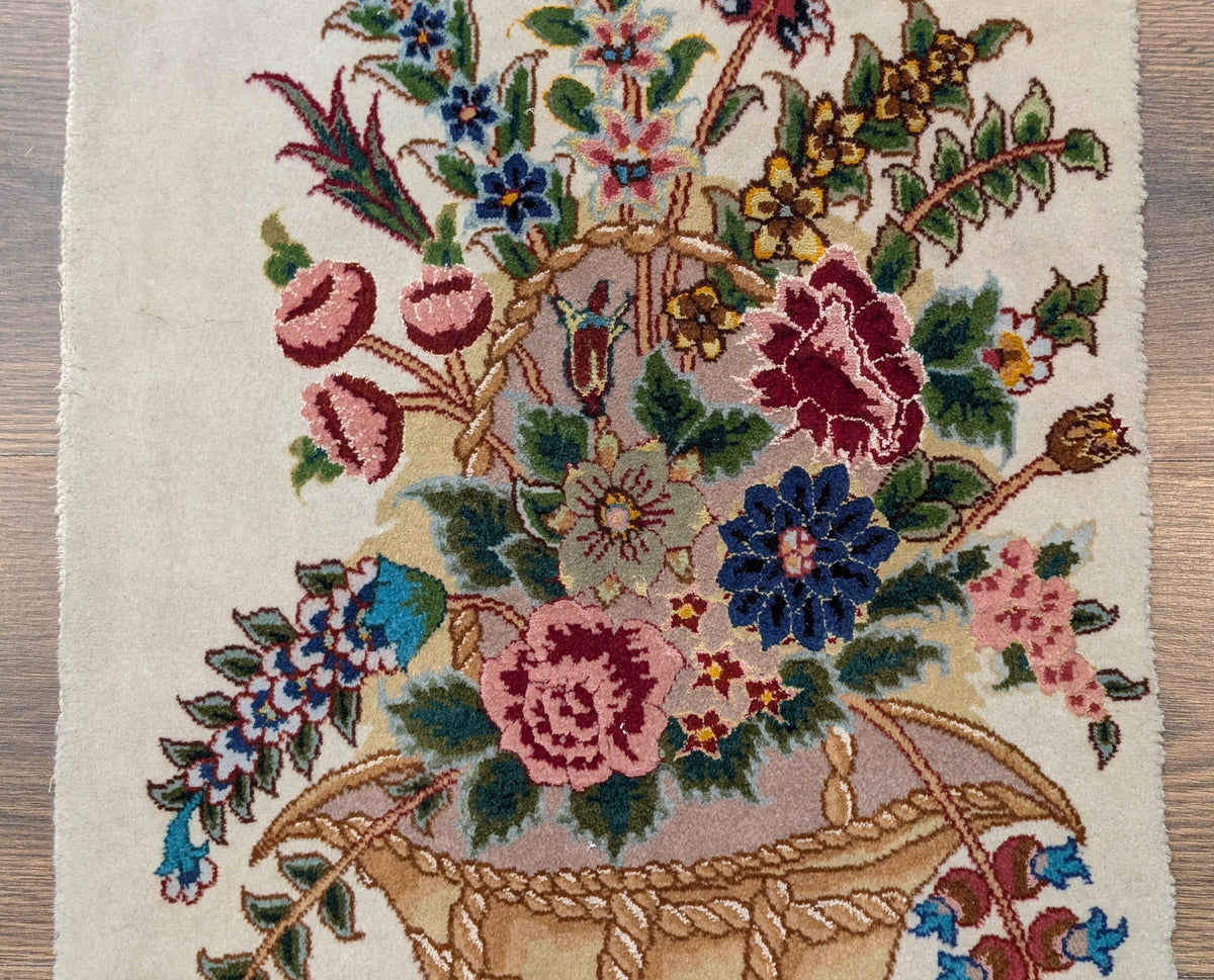 Small Persian Tabriz Vase Pictorial Rug 1x2, Accent Rug, Fine 320 KPSI Azerbaijan 1' 5" x 2' in Ivory and Multicolor - 2603L094