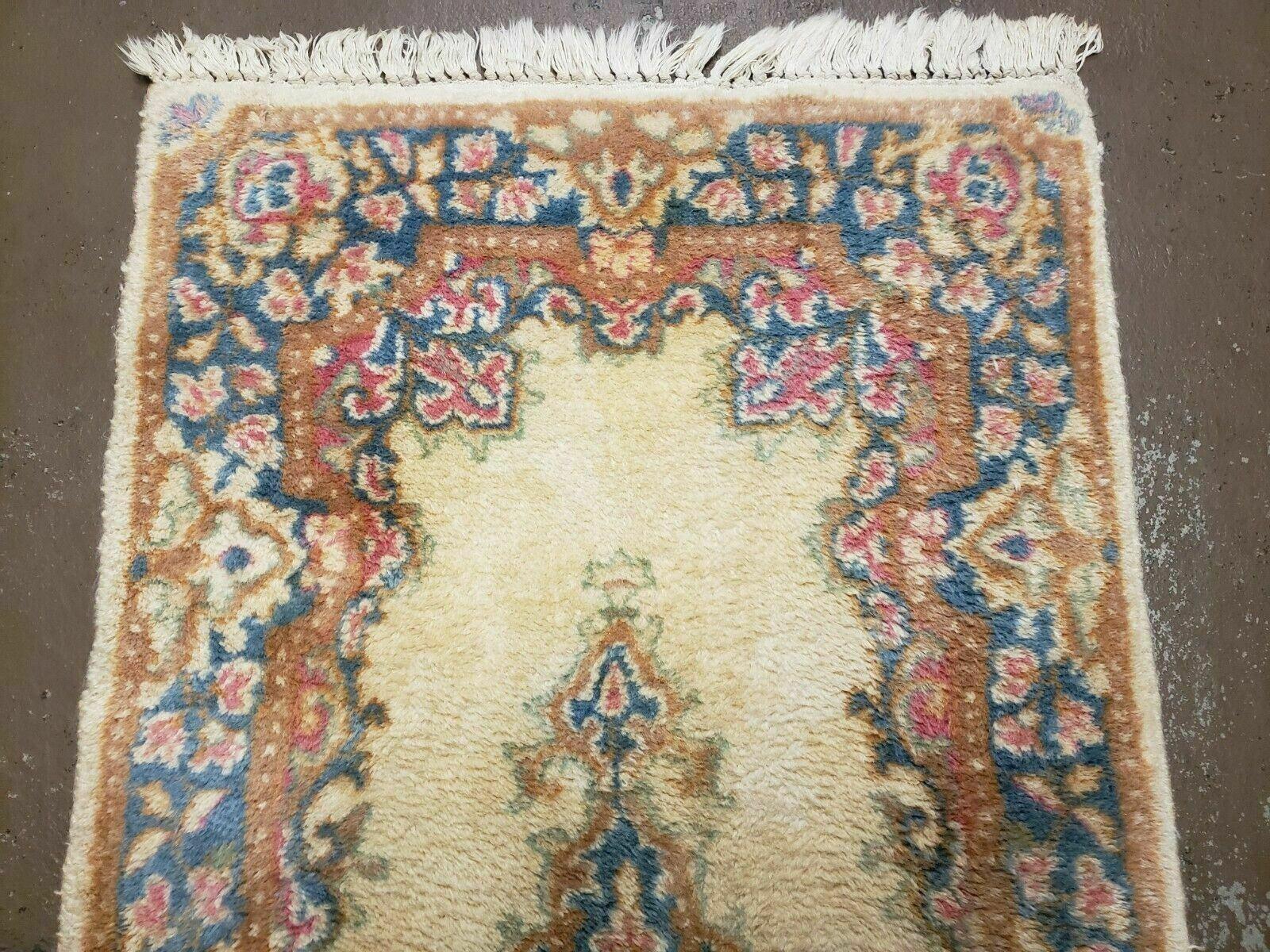 2' X 4' Vintage Floral Oriental Wool Rug Medallion Open Field Ivory Beige Nice - Jewel Rugs